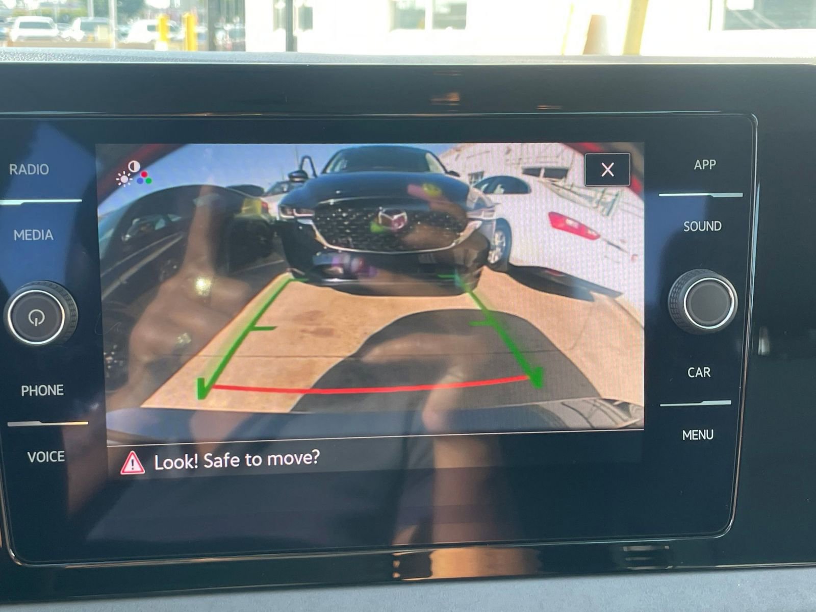 Thumbnail: 2025 Volkswagen Jetta - 17