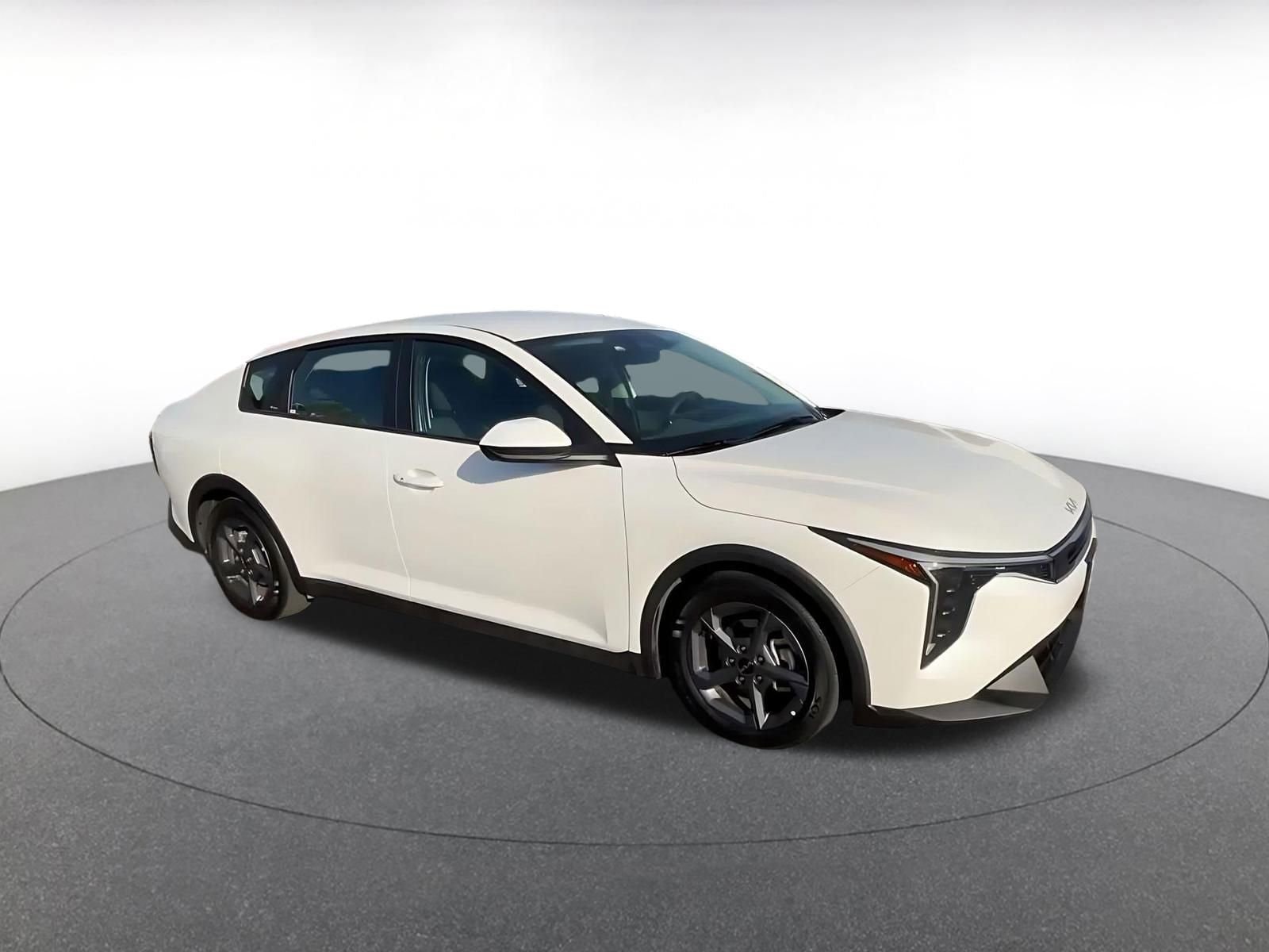 Thumbnail: 2025 Kia K4 - 2