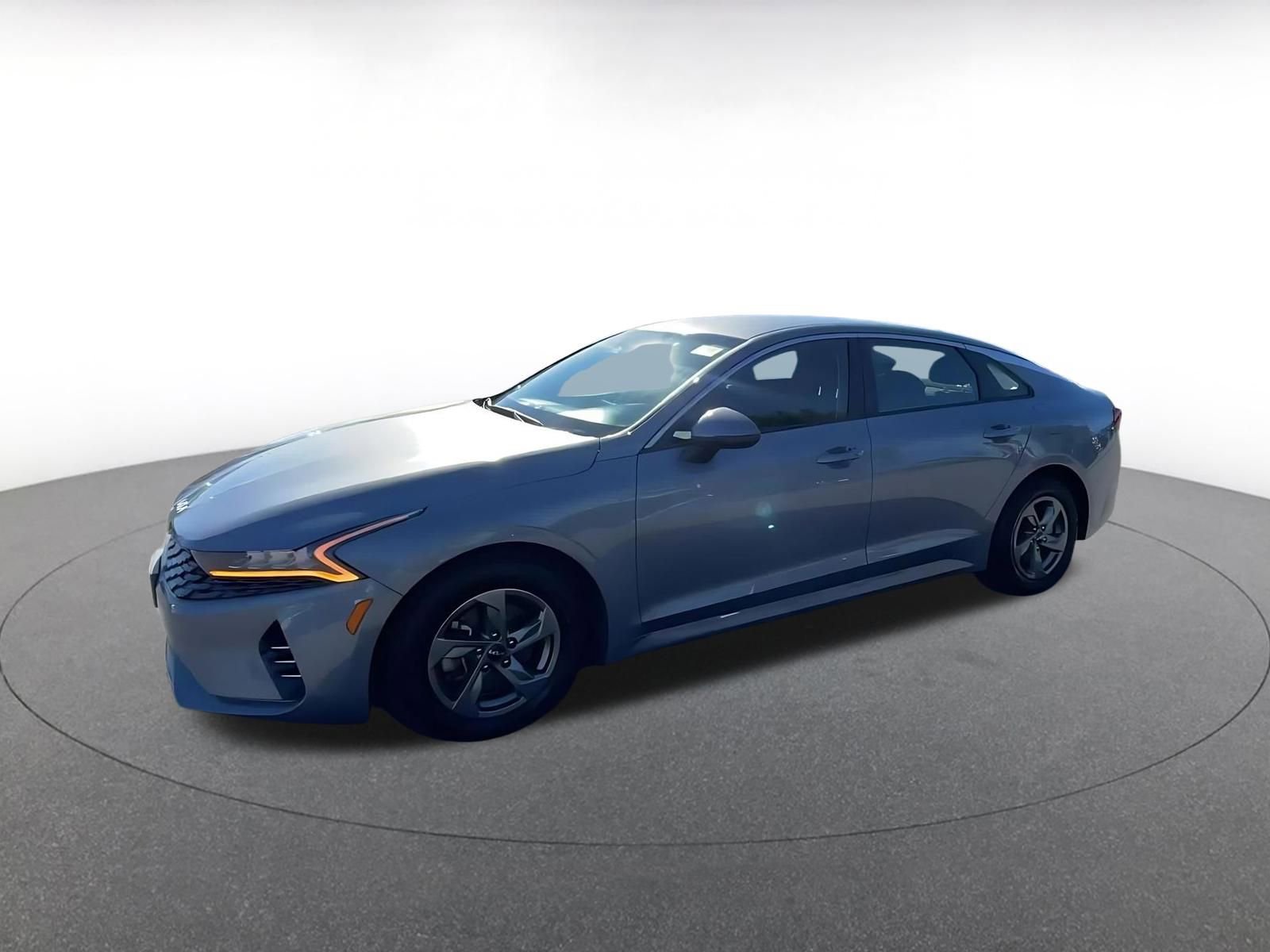 Thumbnail: 2023 Kia K5 - 8