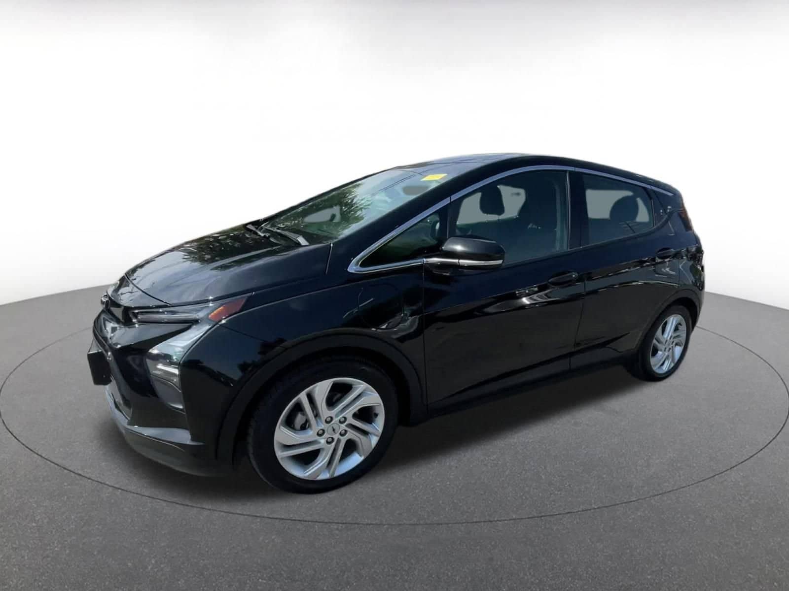 Thumbnail: 2023 Chevrolet Bolt EV - 8