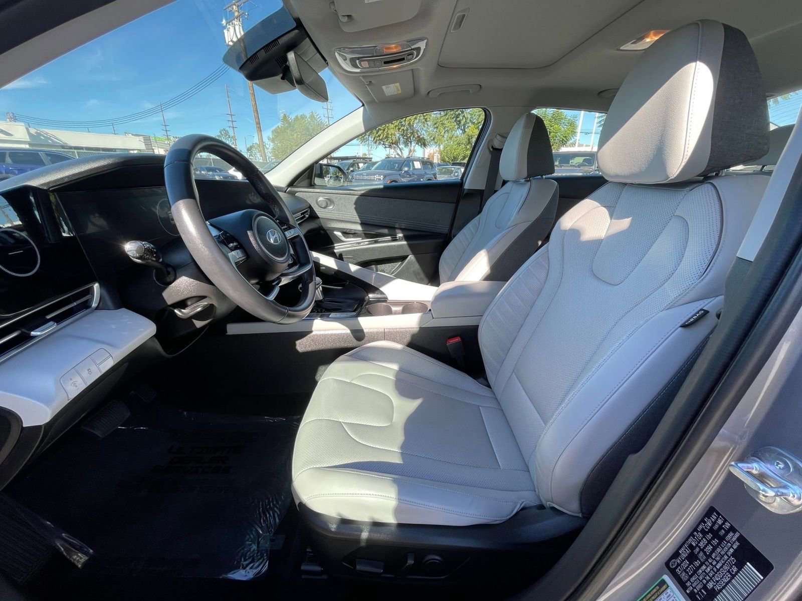 Thumbnail: 2025 Hyundai Elantra - 27