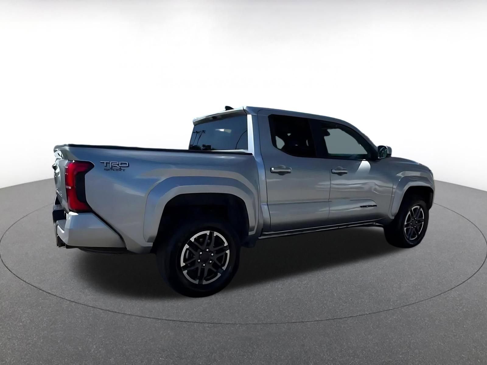 Thumbnail: 2024 Toyota Tacoma - 15
