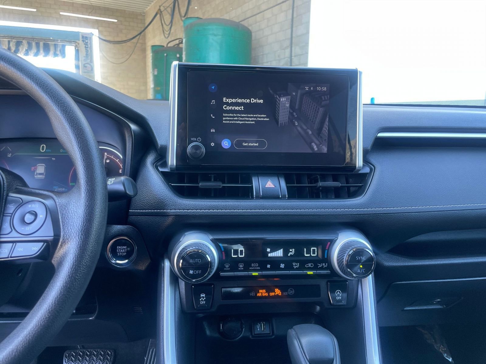 Thumbnail: 2025 Toyota RAV4 - 17