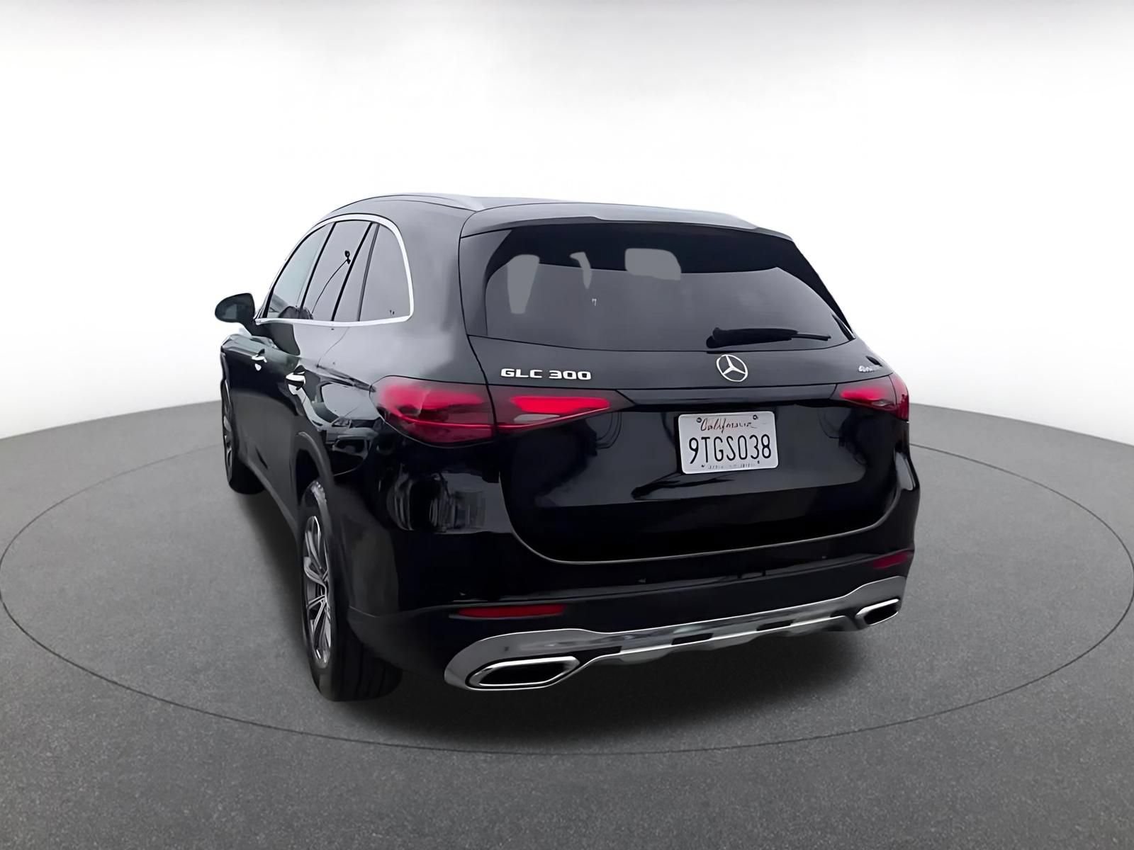 Thumbnail: 2024 Mercedes-Benz GLC - 9