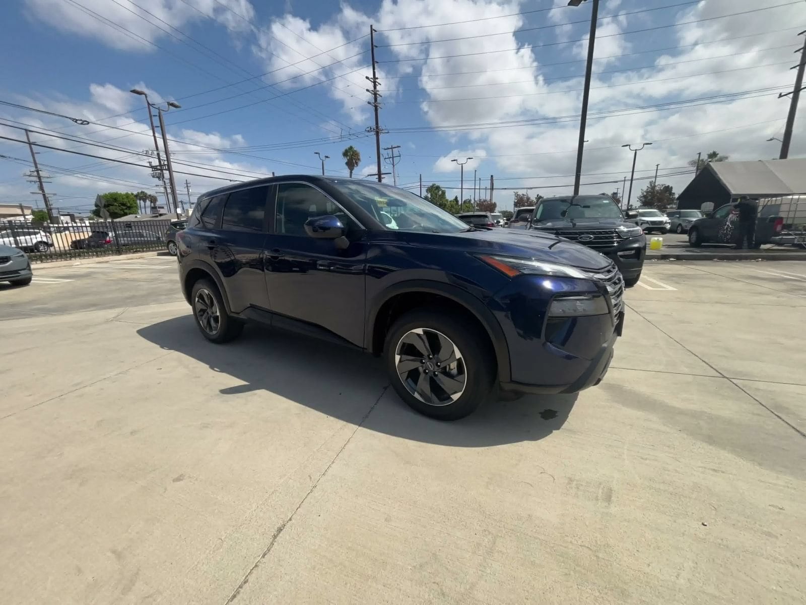Thumbnail: 2025 Nissan Rogue - 2