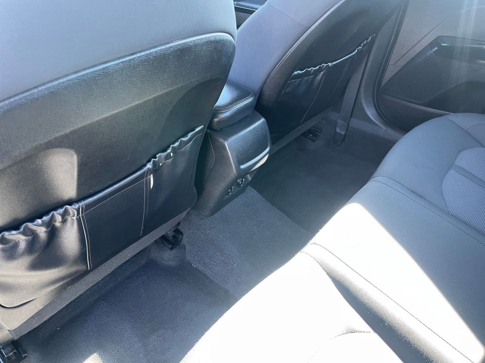 Thumbnail: 2023 Kia K5 - 24