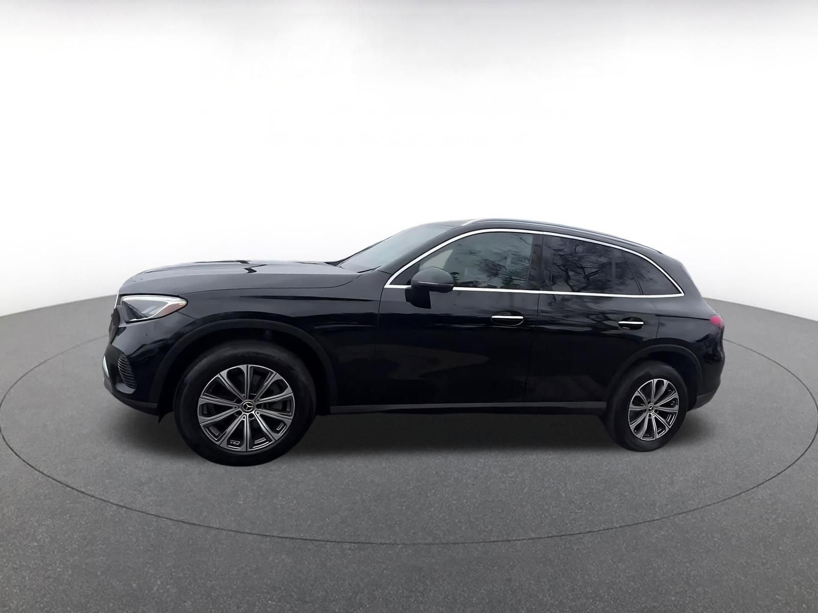 Thumbnail: 2024 Mercedes-Benz GLC - 8