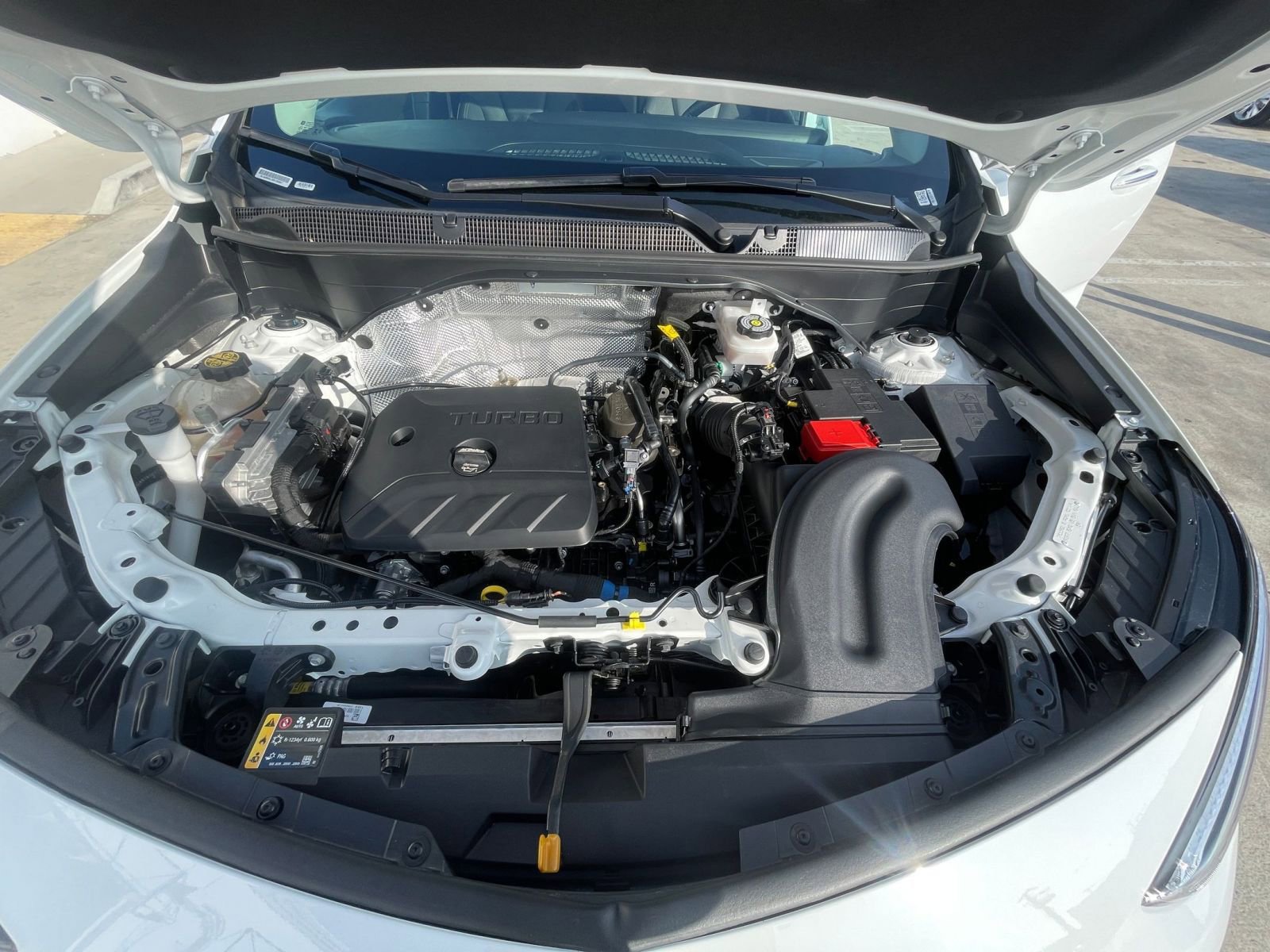 Thumbnail: 2025 Buick Encore GX - 32