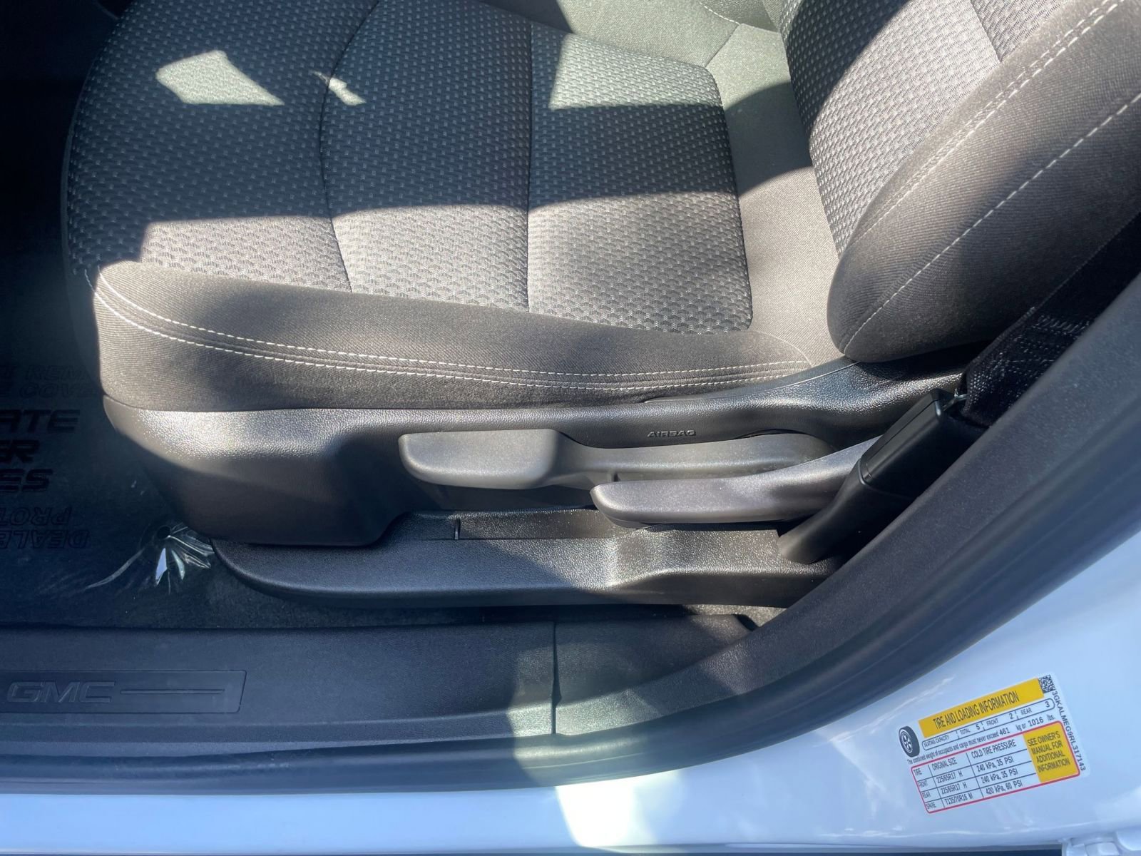 Thumbnail: 2024 GMC Terrain - 23