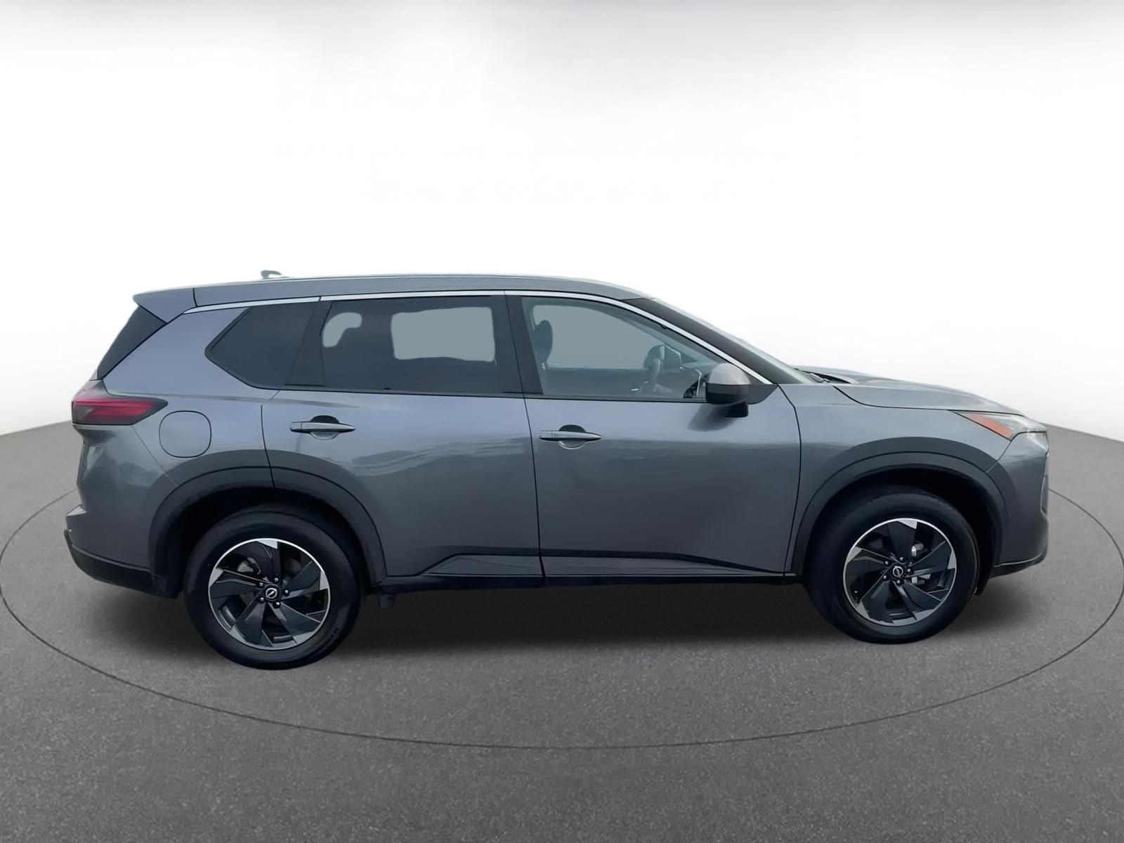 2024 Nissan Rogue SV 16