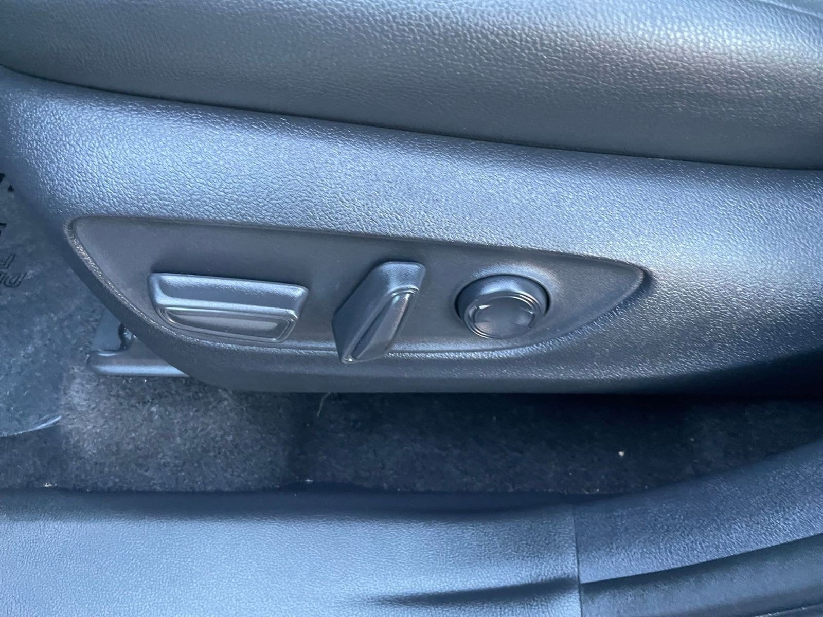 Thumbnail: 2025 Toyota Grand Highlander - 23