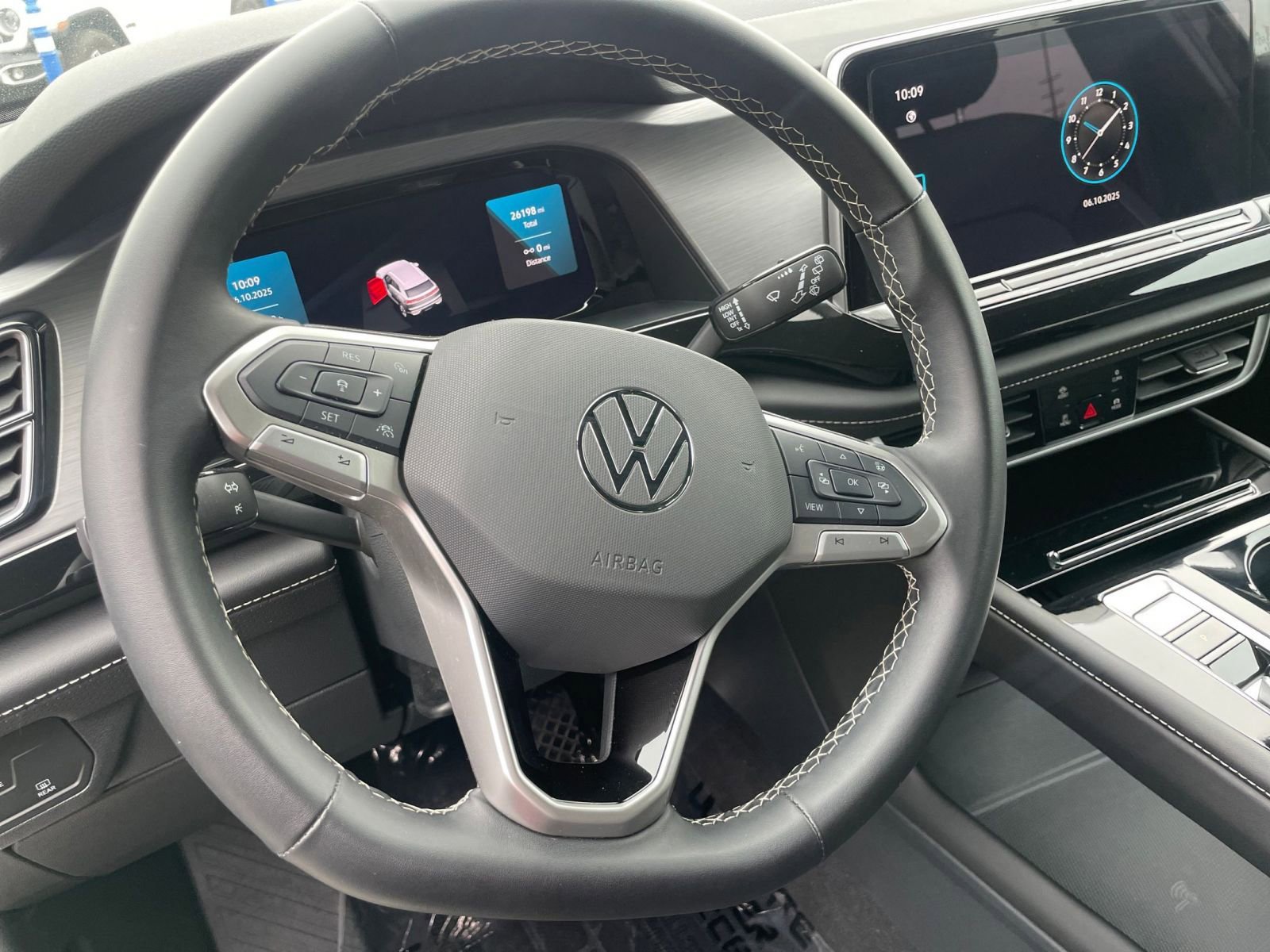 Thumbnail: 2025 Volkswagen Atlas - 28