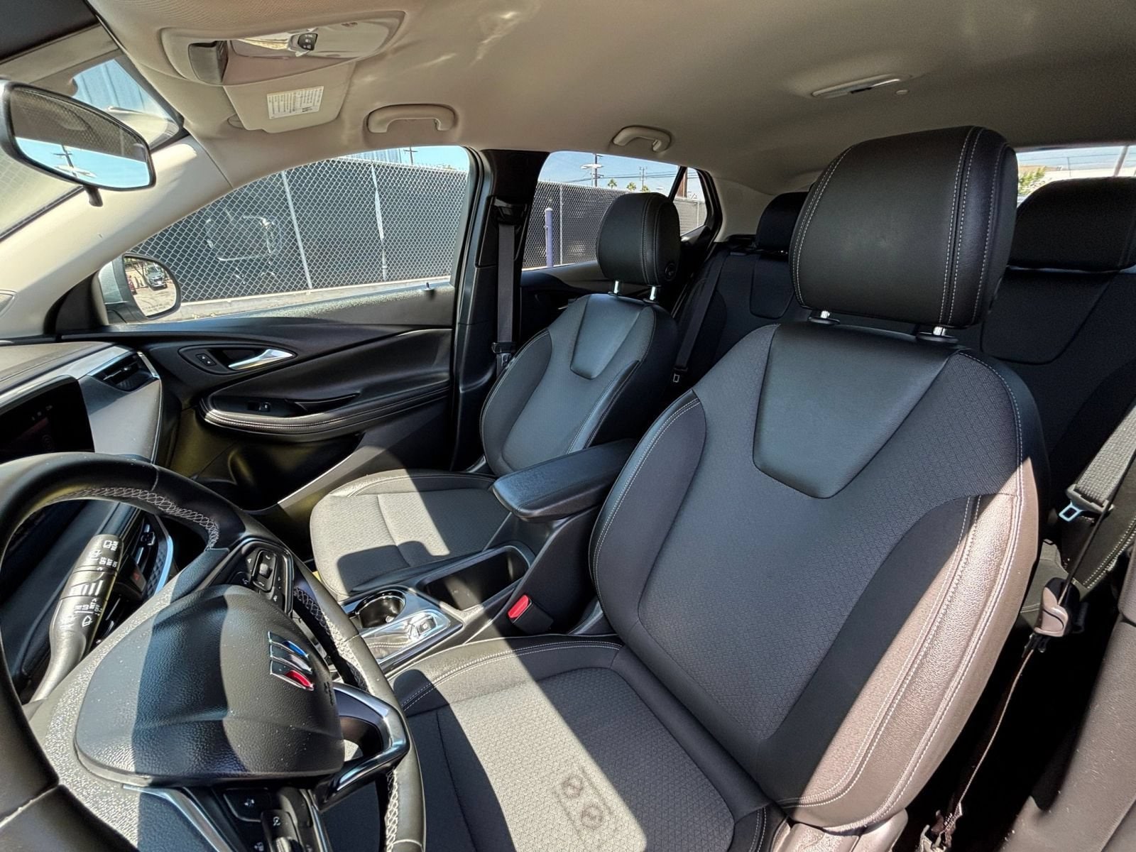 Thumbnail: 2025 Buick Encore GX - 32