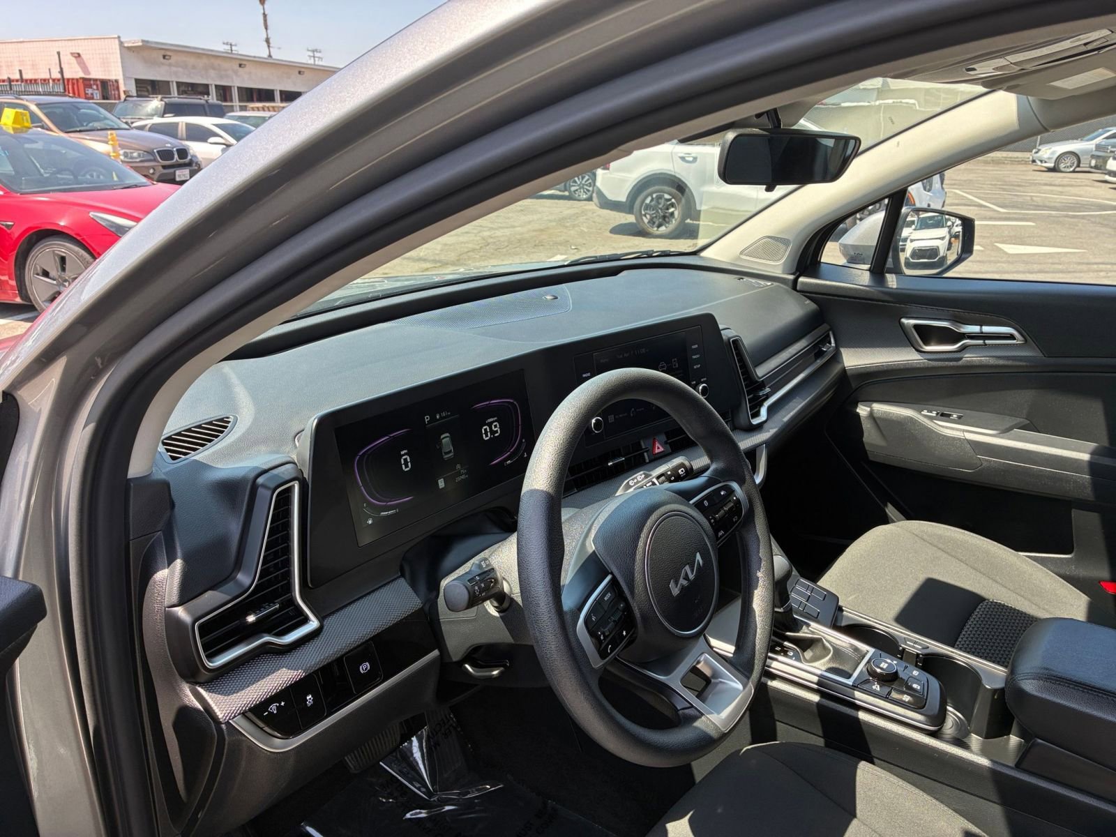 Thumbnail: 2025 Kia Sportage - 34