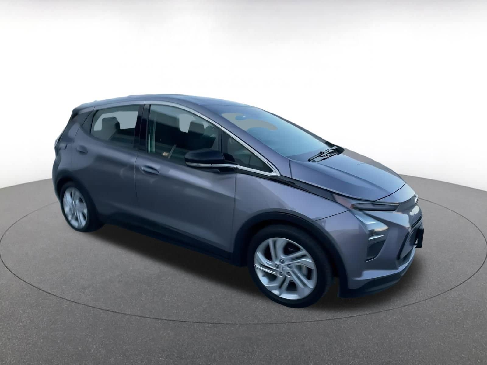 Thumbnail: 2023 Chevrolet Bolt EV - 2