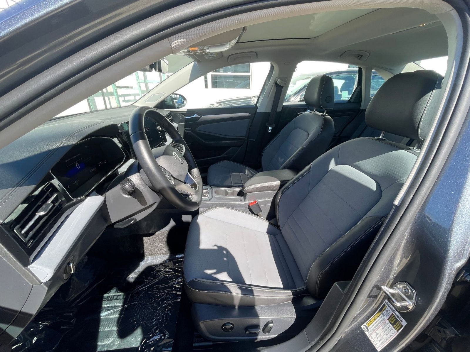 Thumbnail: 2025 Volkswagen Jetta - 27