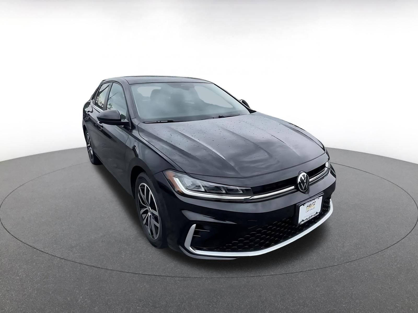 Thumbnail: 2025 Volkswagen Jetta - 3