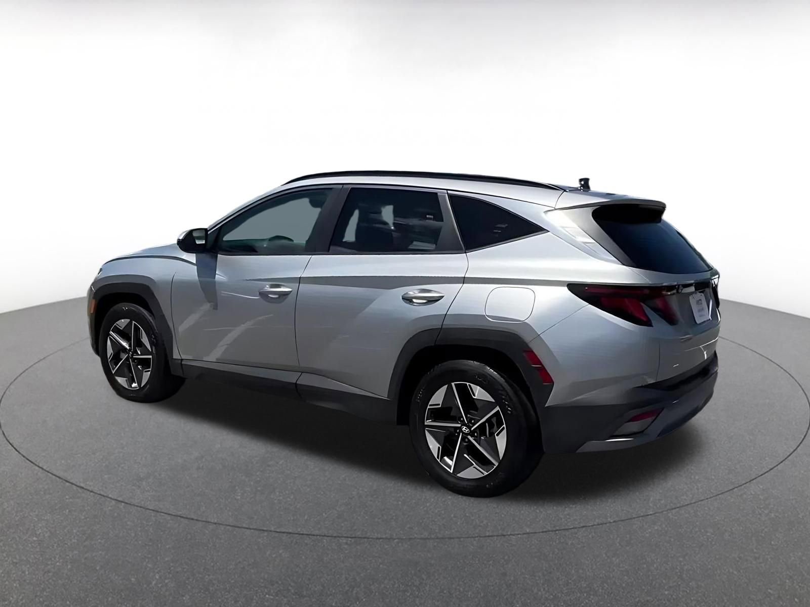 Thumbnail: 2025 Hyundai Tucson - 10