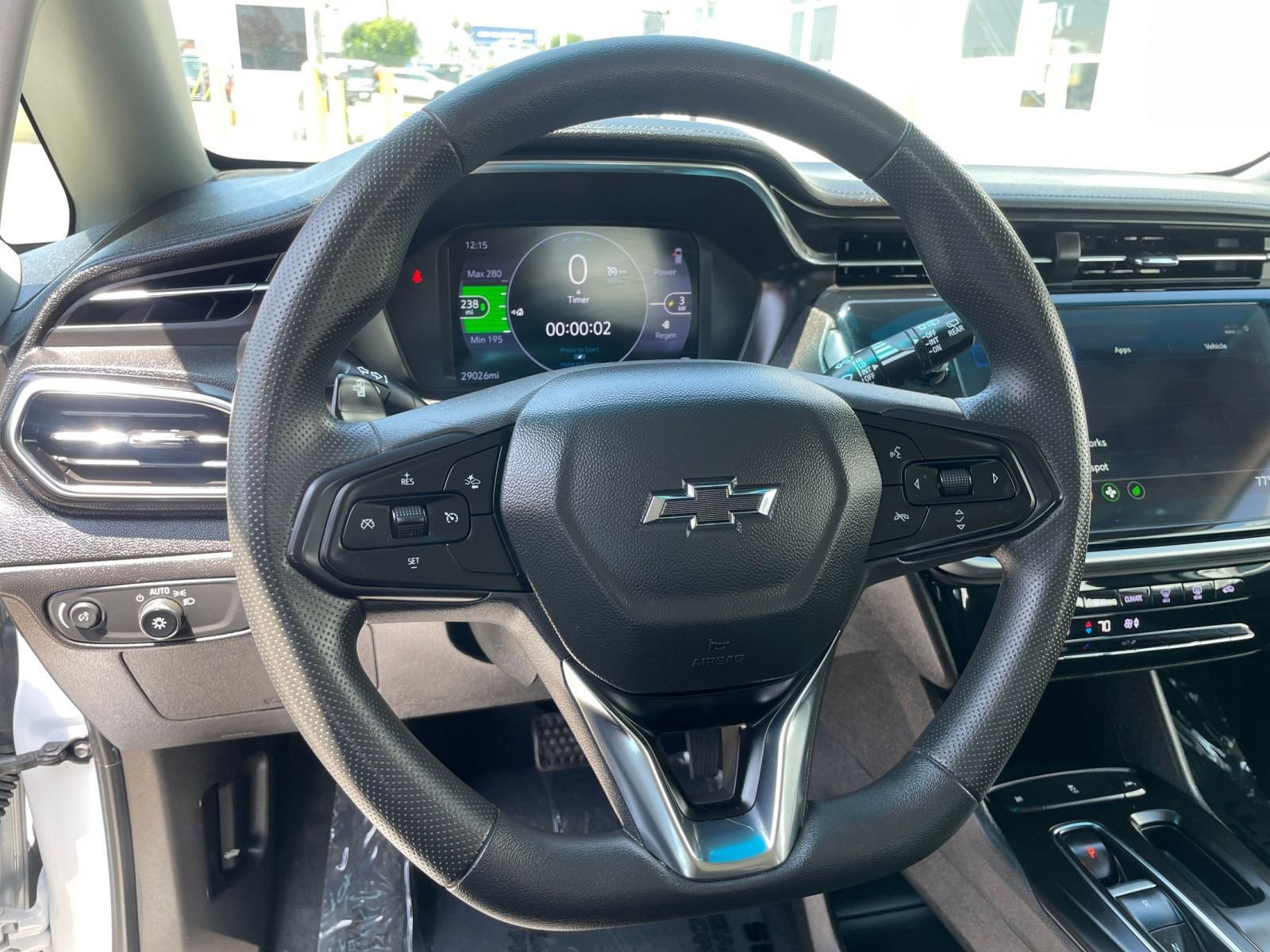 Thumbnail: 2023 Chevrolet Bolt EV - 32
