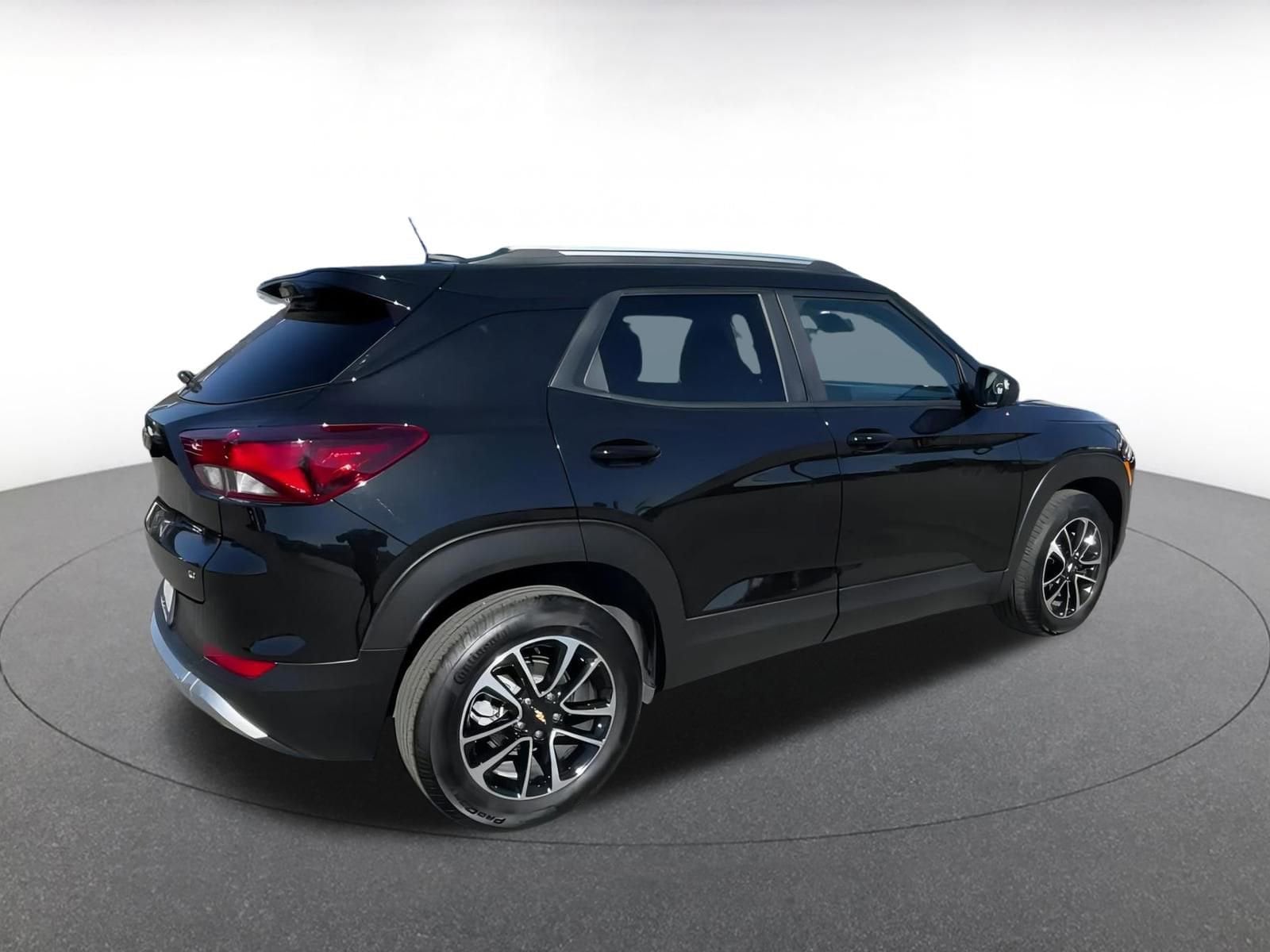 Thumbnail: 2025 Chevrolet TrailBlazer - 15