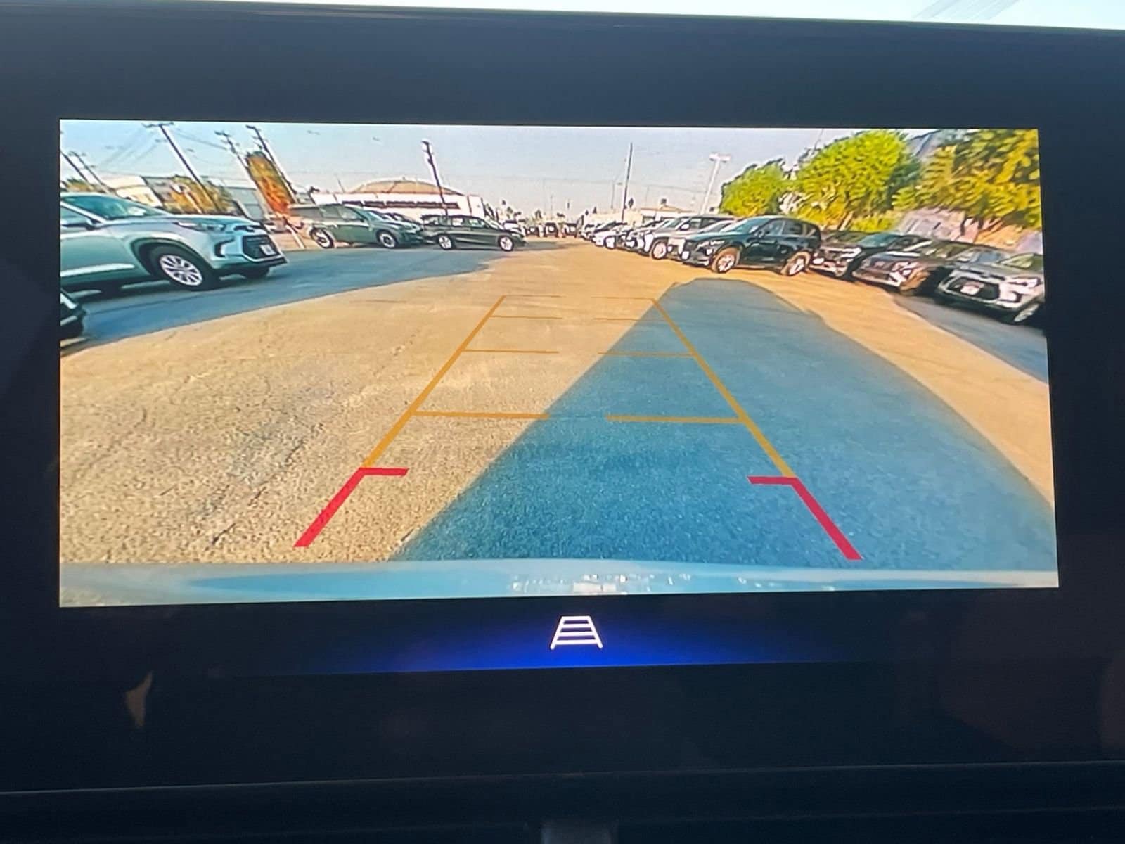 Thumbnail: 2025 Chevrolet Trax - 17