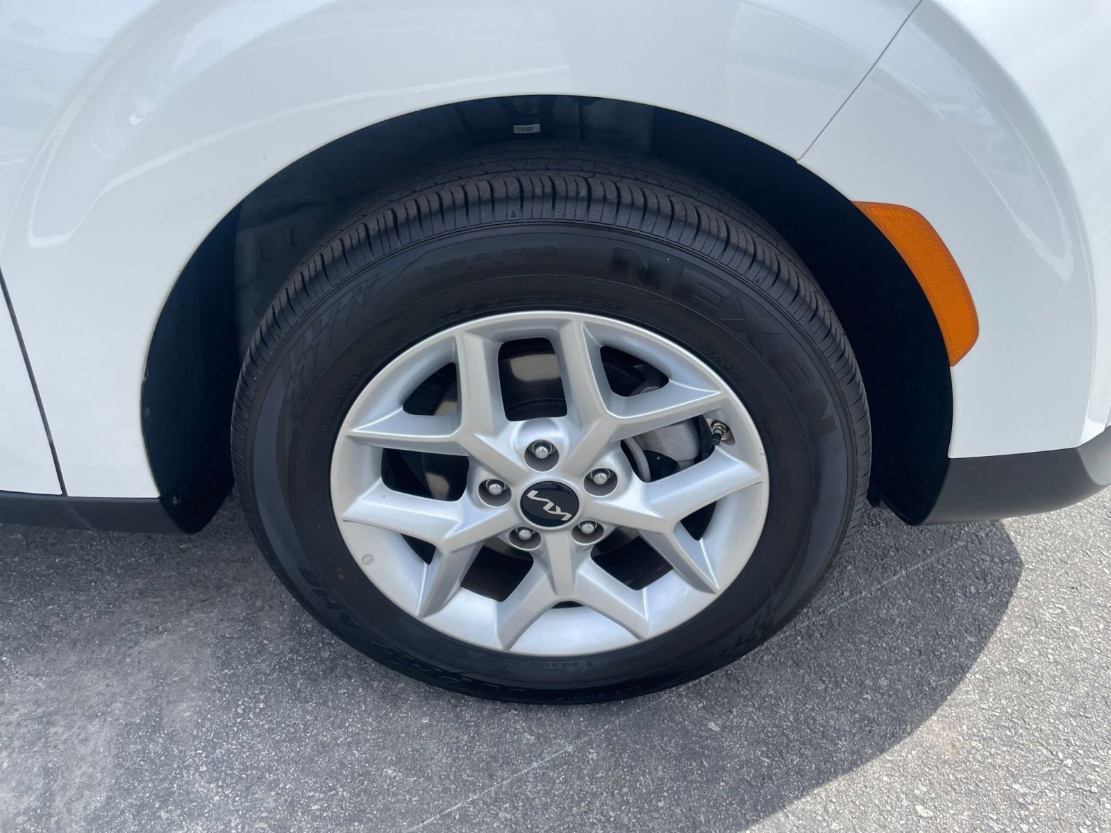 Thumbnail: 2025 Kia Soul - 30