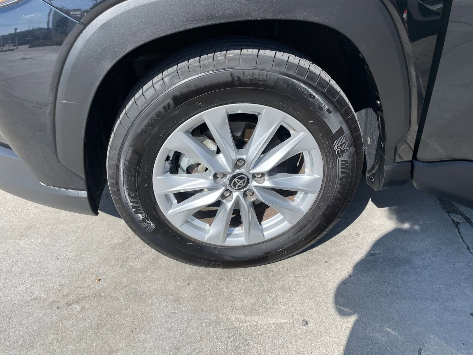 Thumbnail: 2025 Toyota Corolla Cross - 30