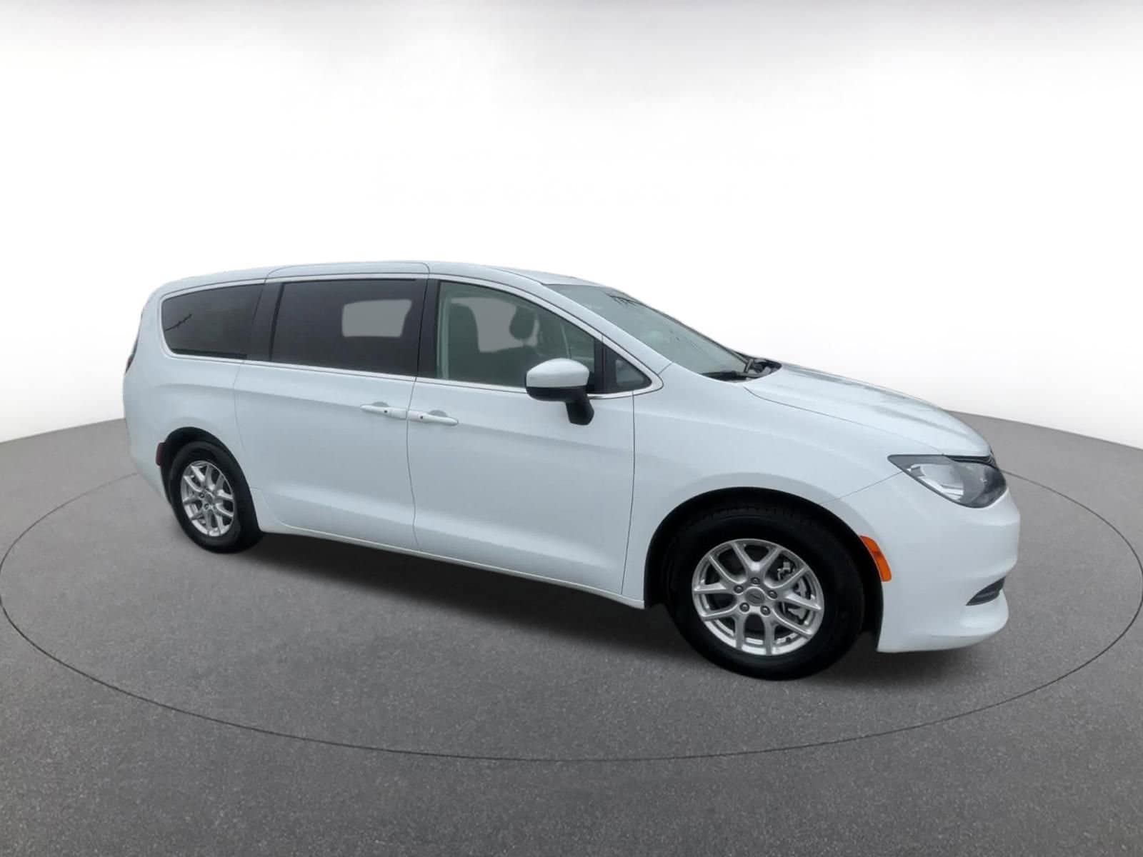 Thumbnail: 2023 Chrysler Voyager - 2