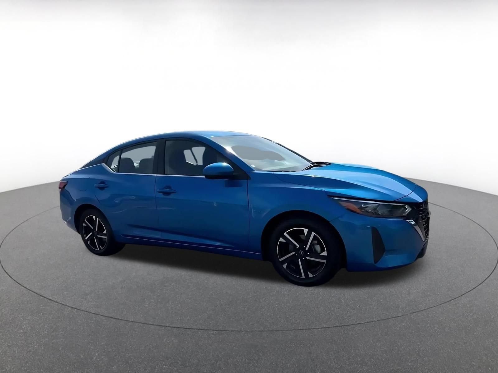 Thumbnail: 2025 Nissan Sentra - 2