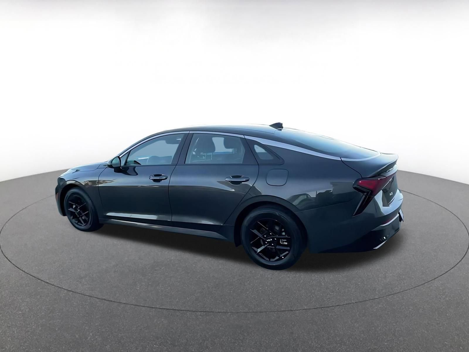 Thumbnail: 2025 Kia K5 - 10