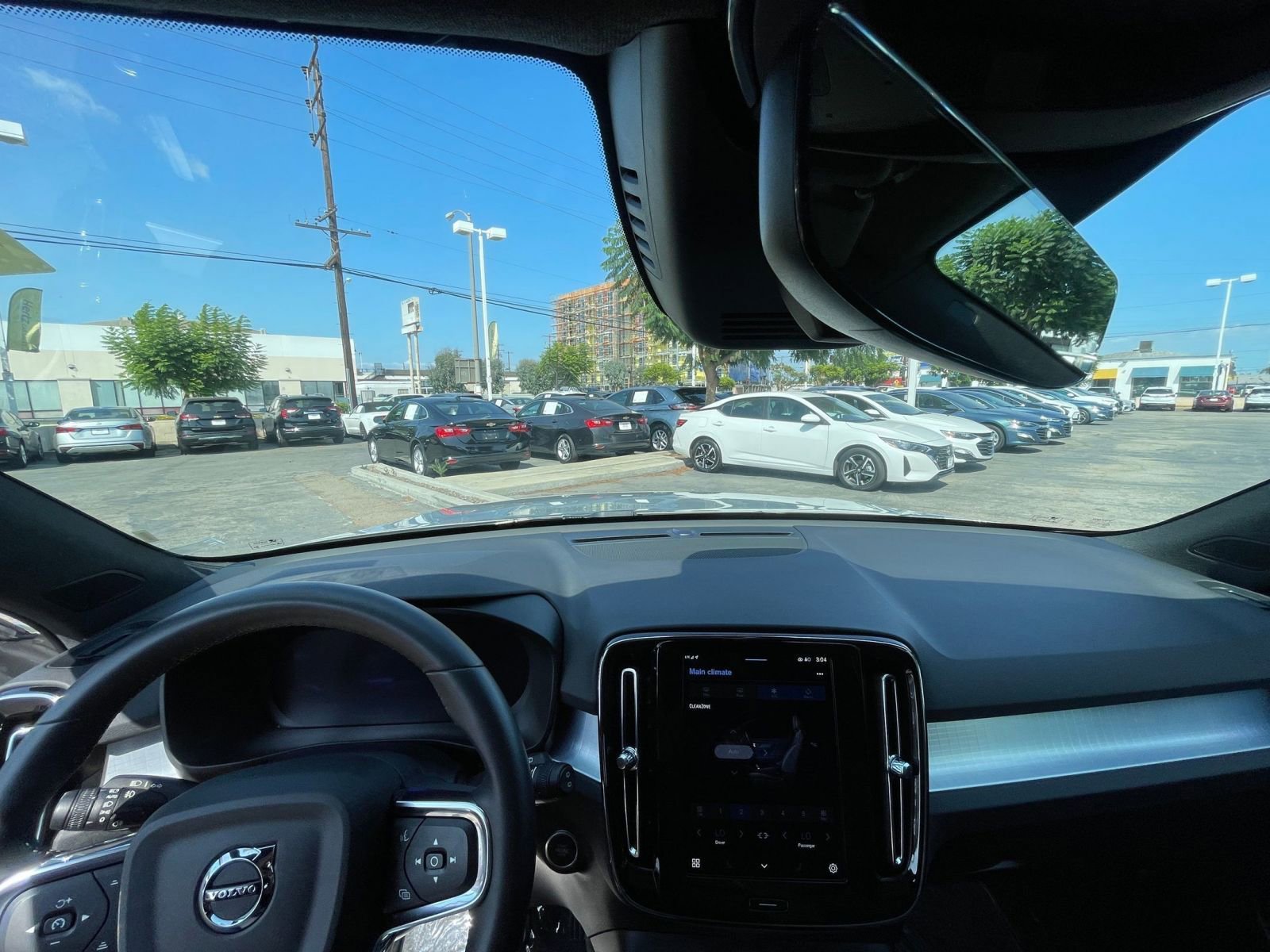 Thumbnail: 2024 Volvo XC40 - 33