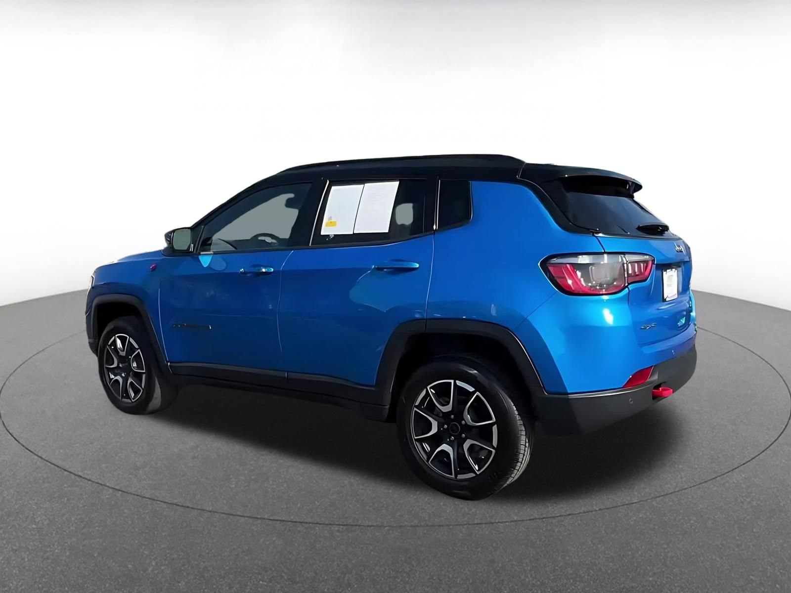 Thumbnail: 2025 Jeep Compass - 10