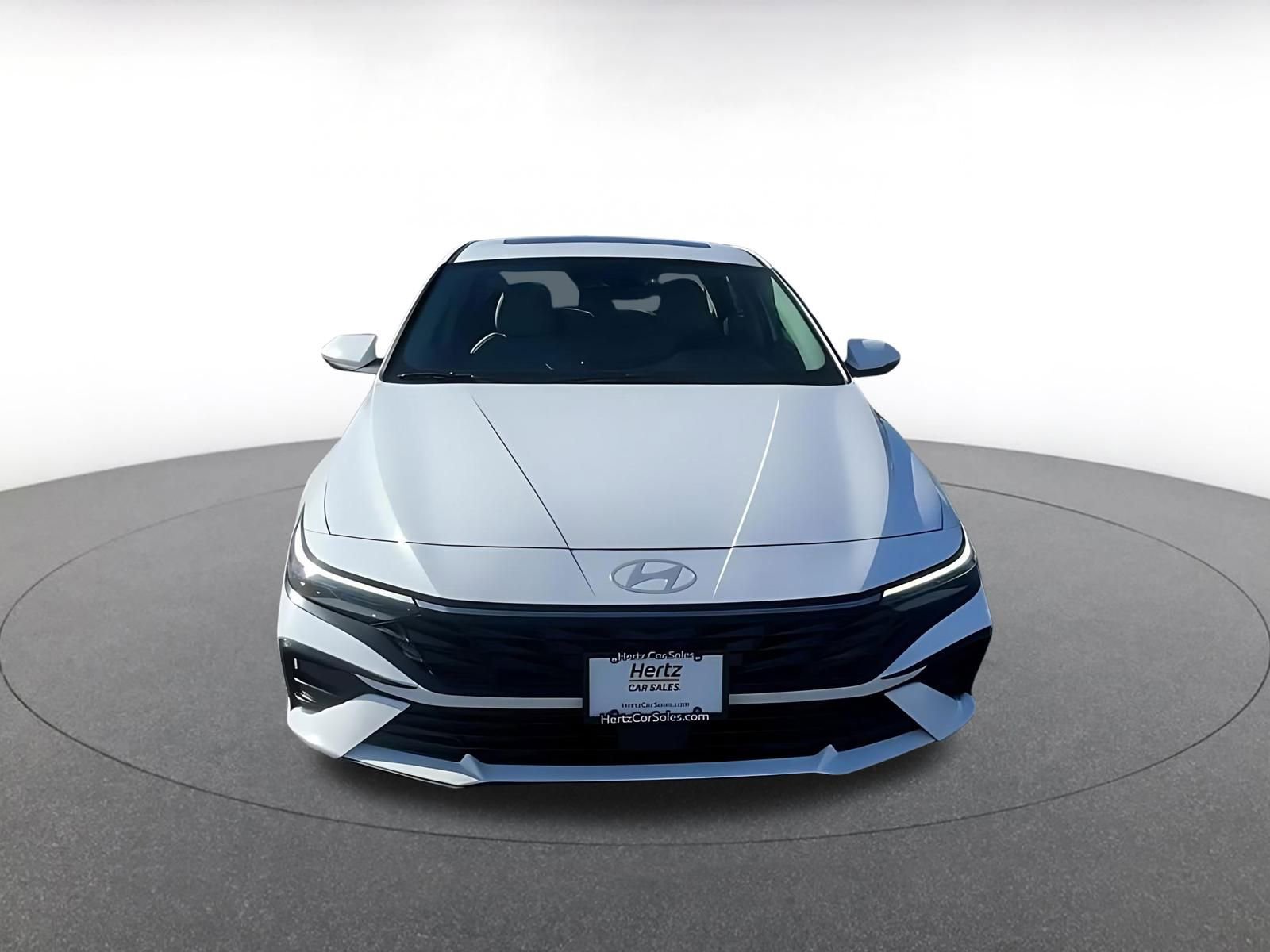 Thumbnail: 2025 Hyundai Elantra - 4