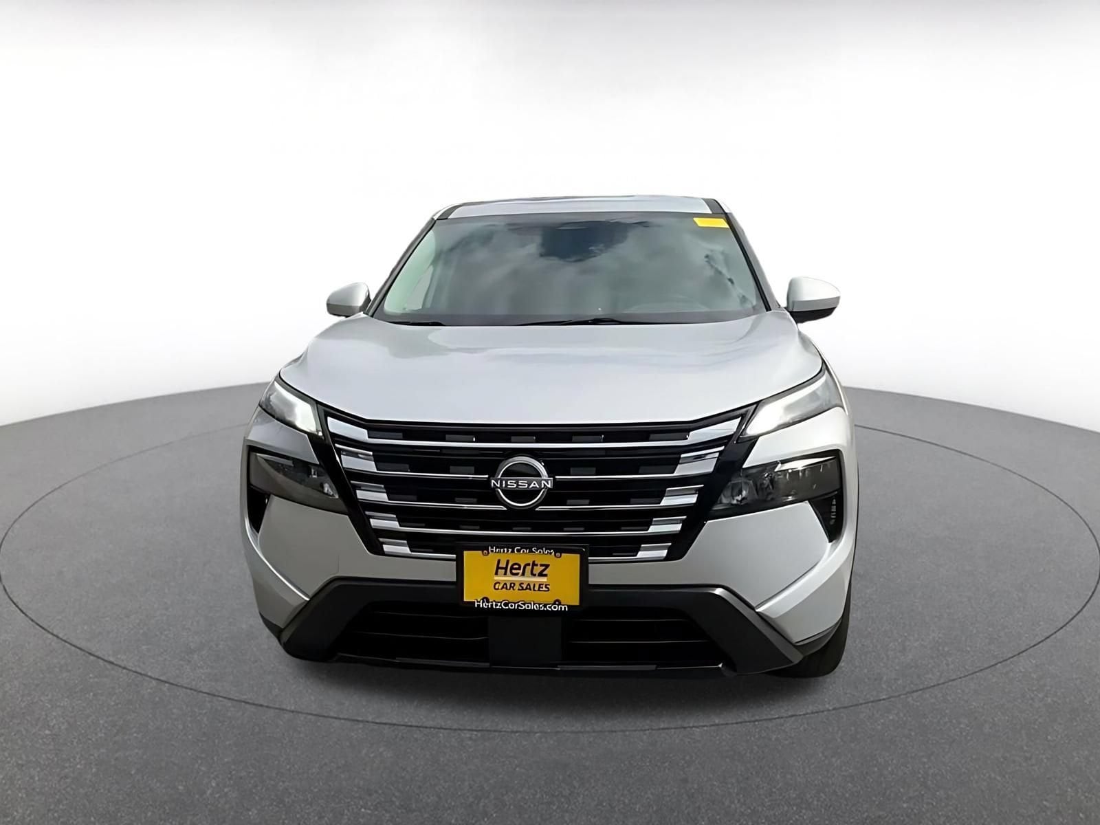 Thumbnail: 2025 Nissan Rogue - 4