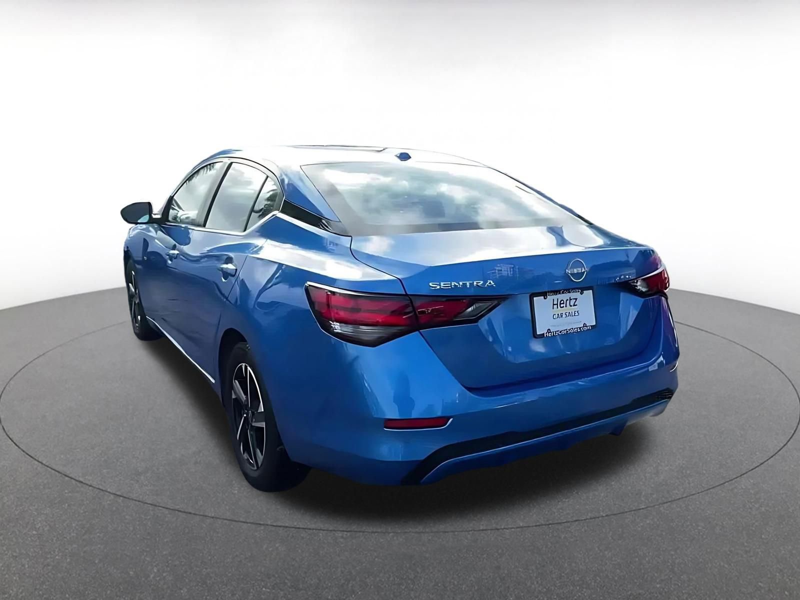 Thumbnail: 2025 Nissan Sentra - 11