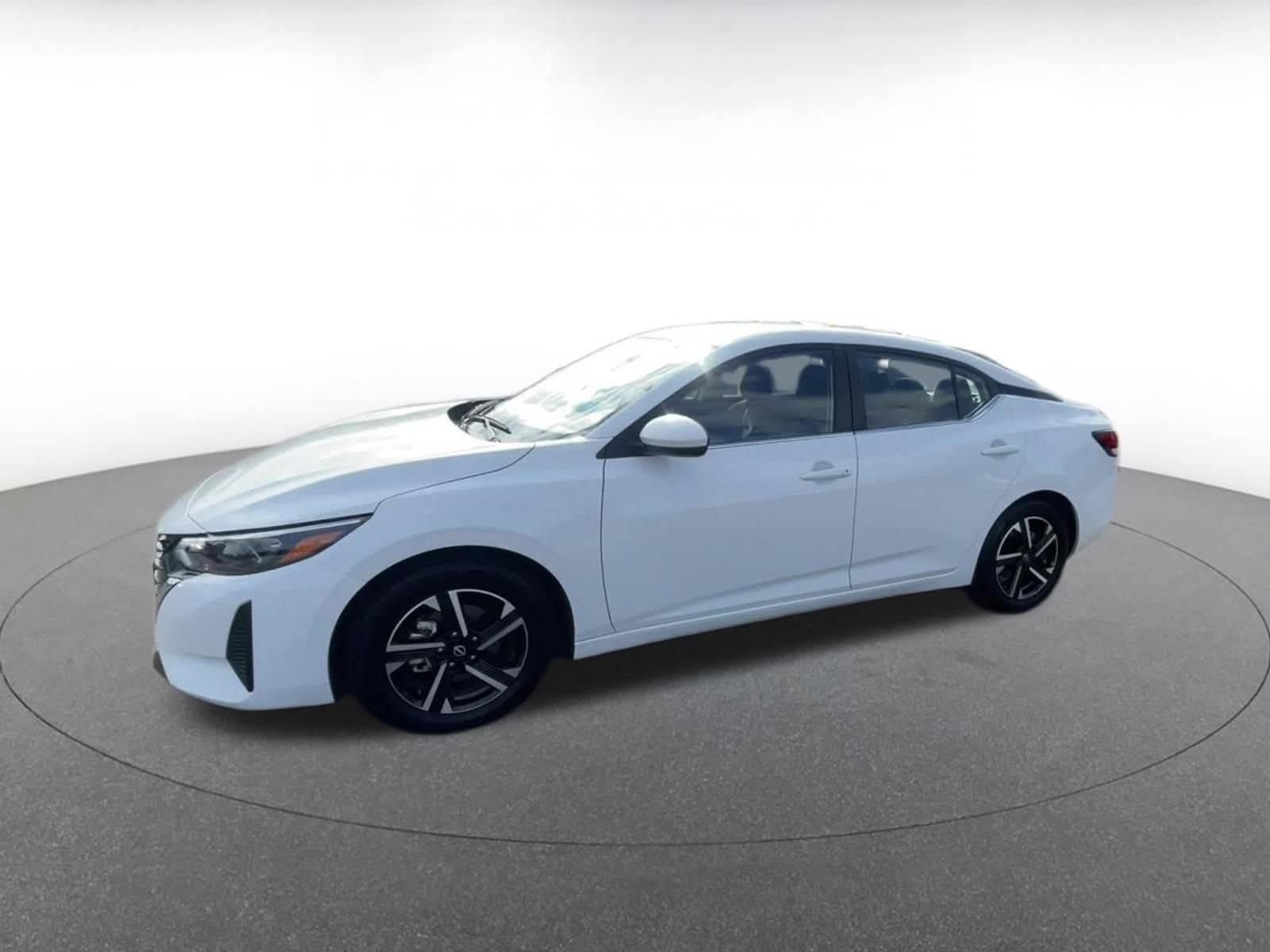 Thumbnail: 2025 Nissan Sentra - 8