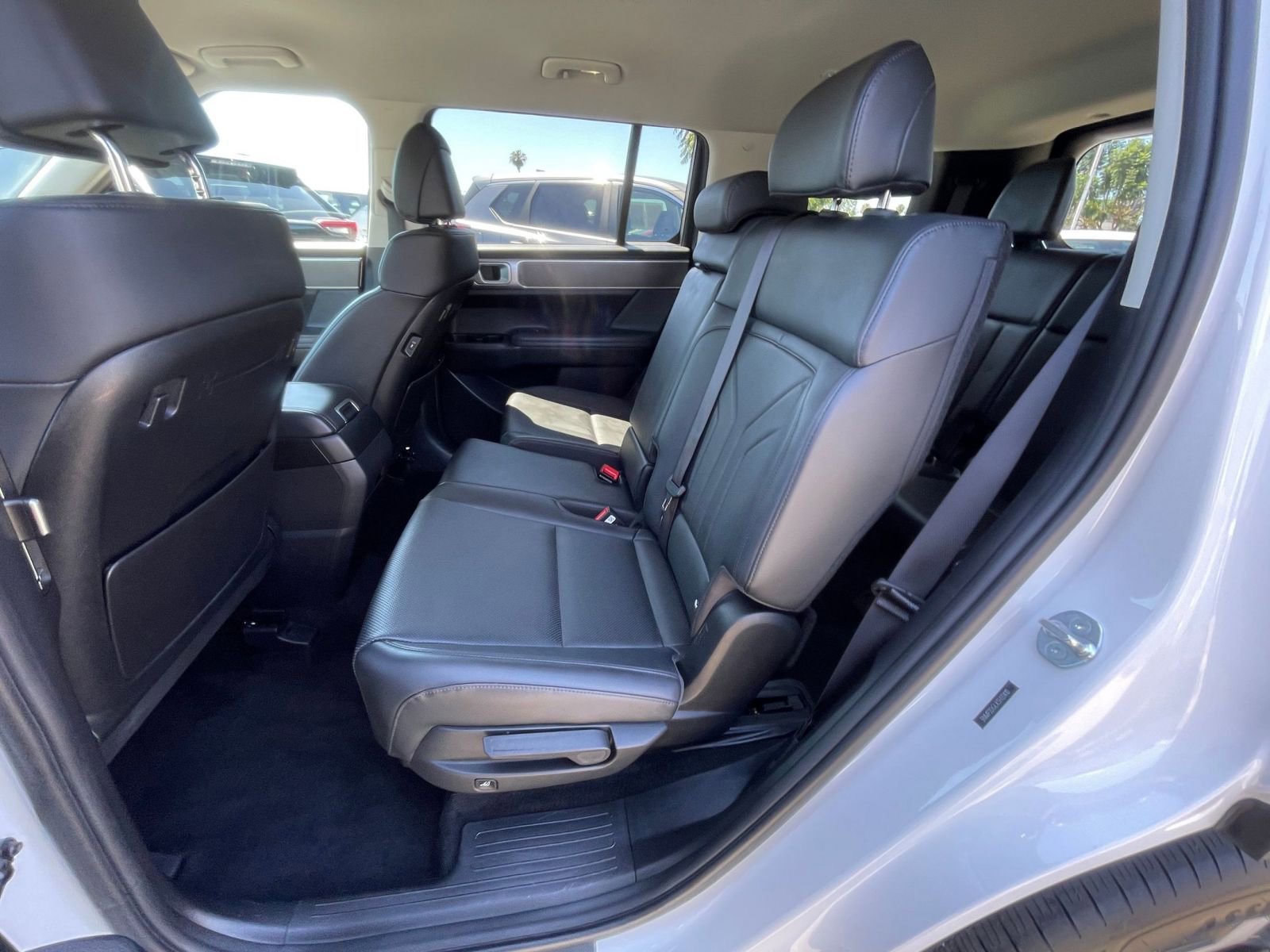 Thumbnail: 2025 Hyundai Santa Fe - 29