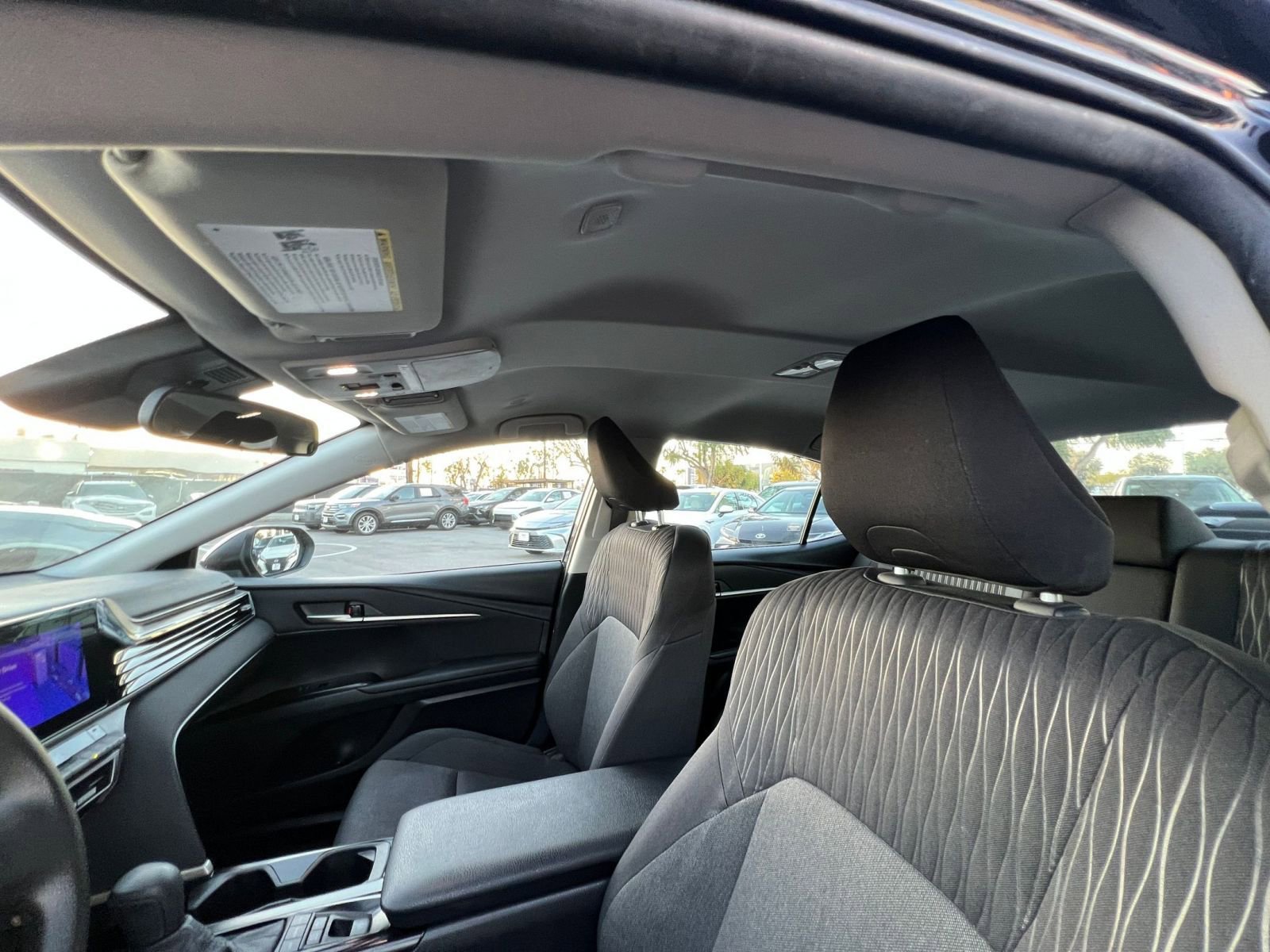 Thumbnail: 2025 Toyota Camry - 32