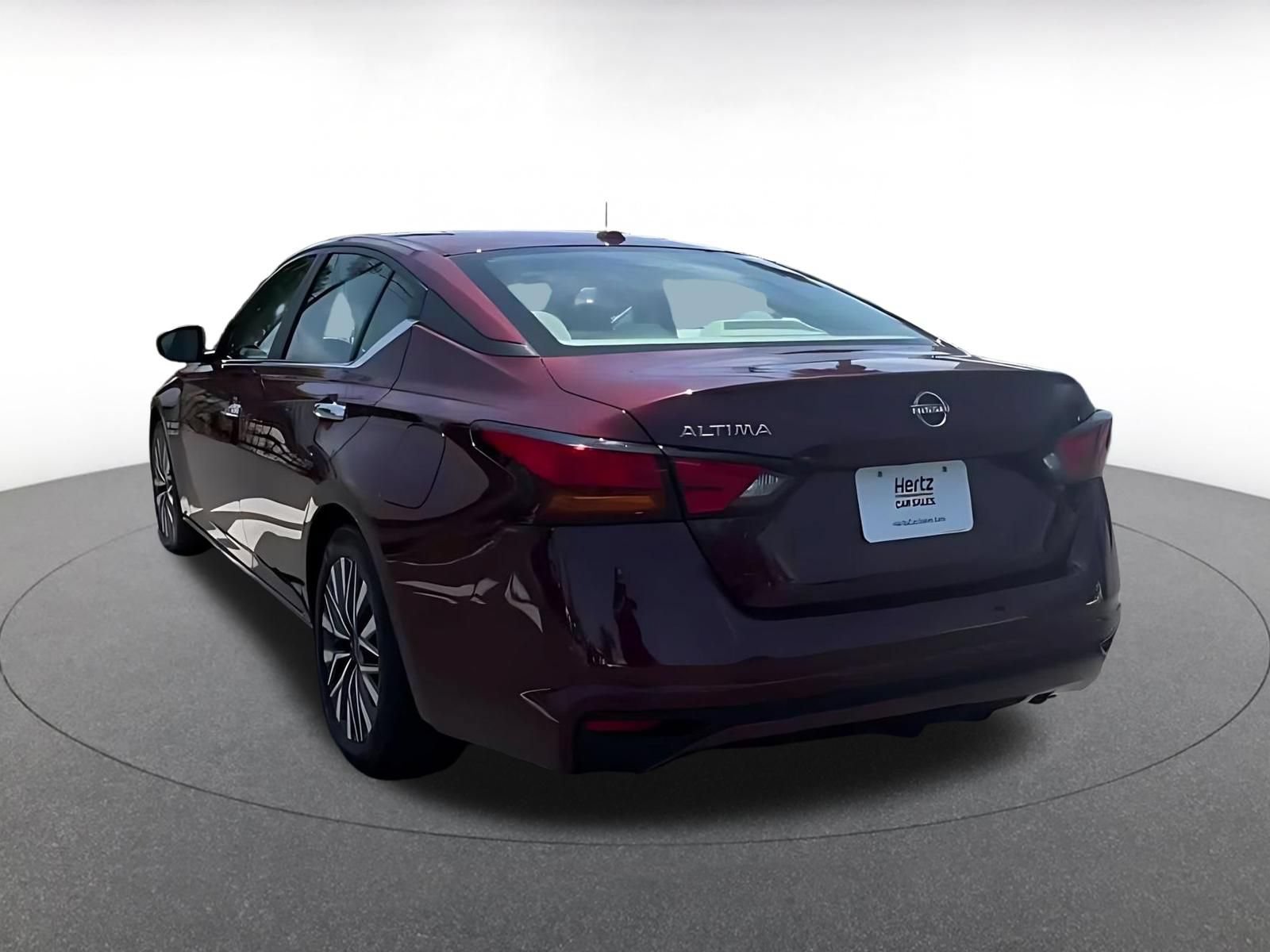 Thumbnail: 2025 Nissan Altima - 11