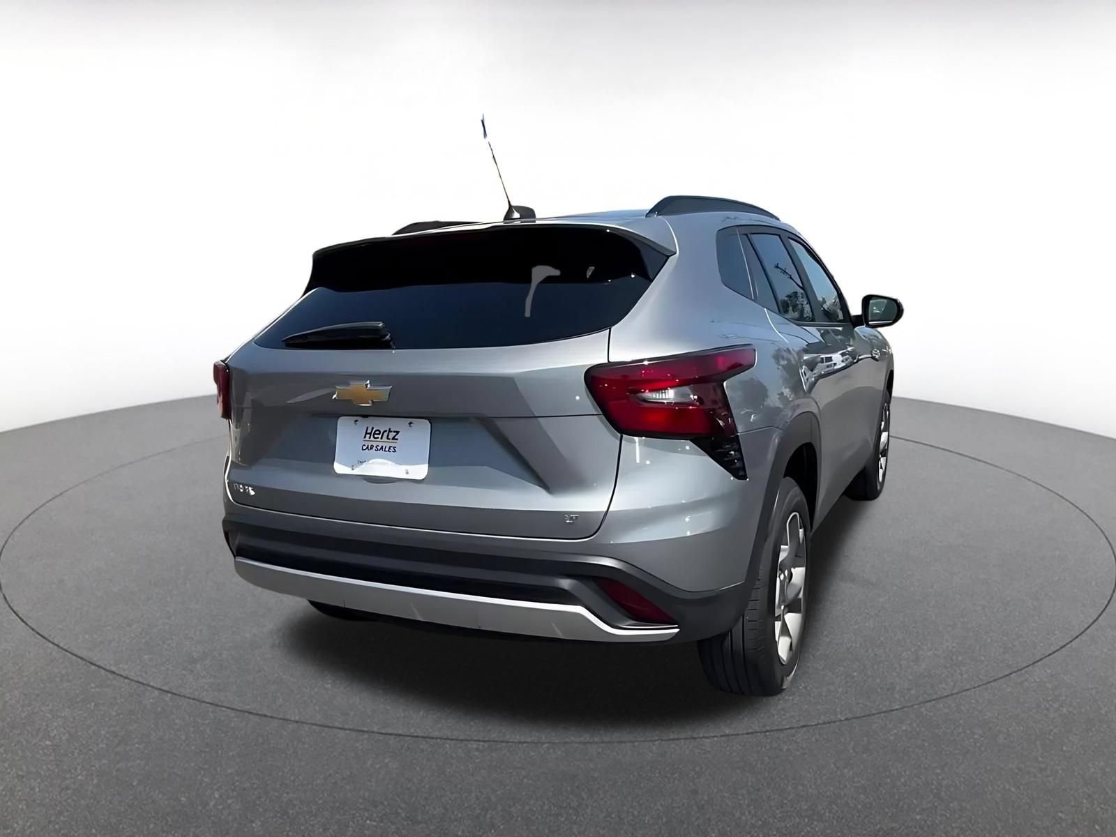 Thumbnail: 2025 Chevrolet Trax - 15