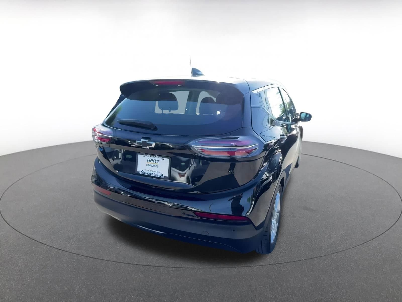 Thumbnail: 2023 Chevrolet Bolt EV - 14