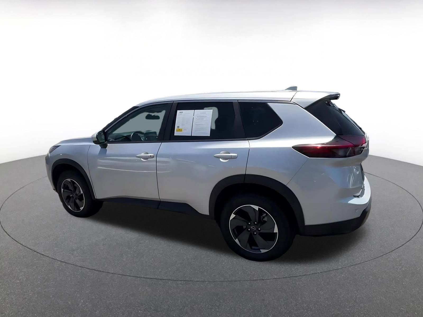 Thumbnail: 2025 Nissan Rogue - 10