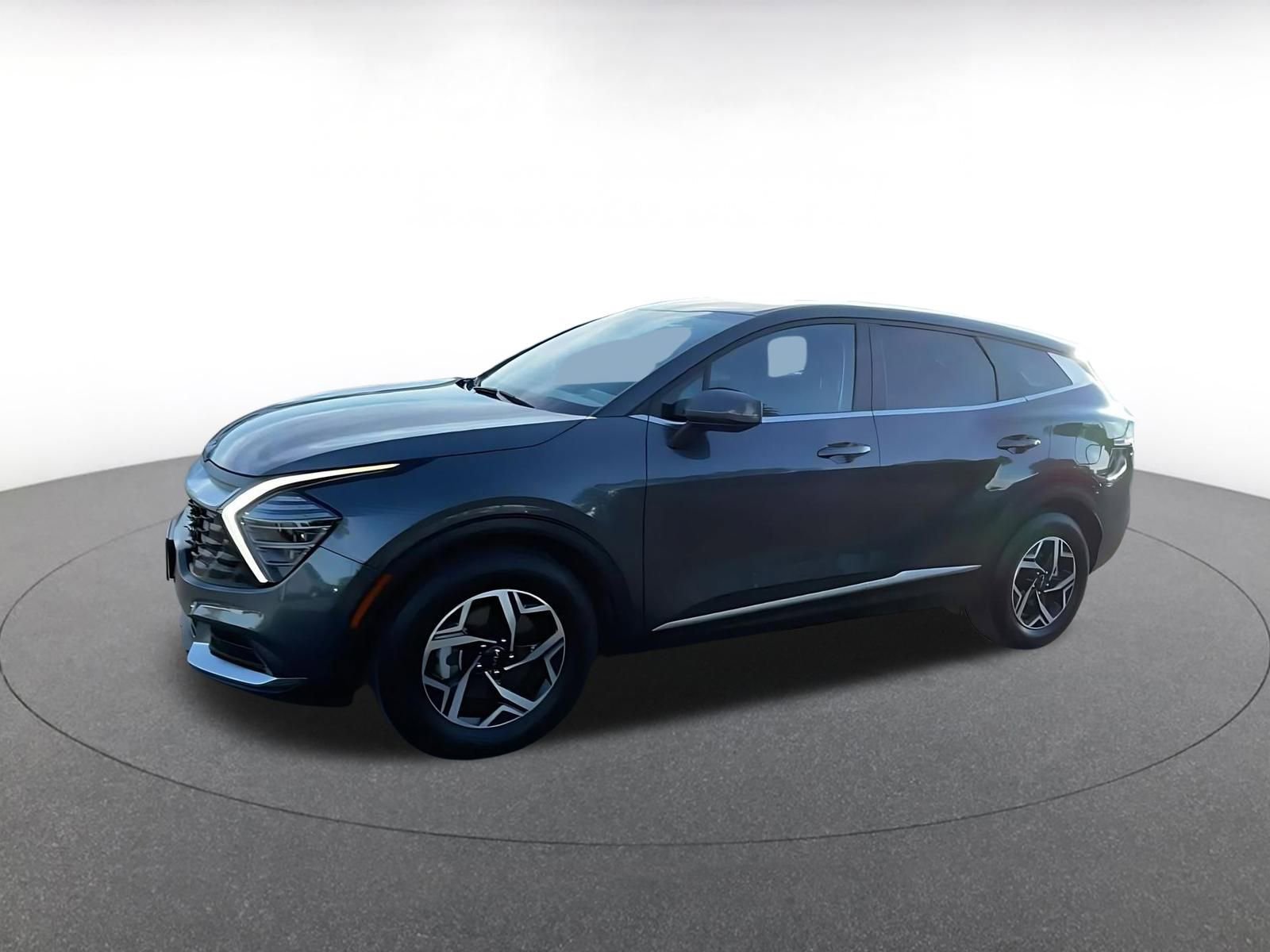 Thumbnail: 2025 Kia Sportage - 8