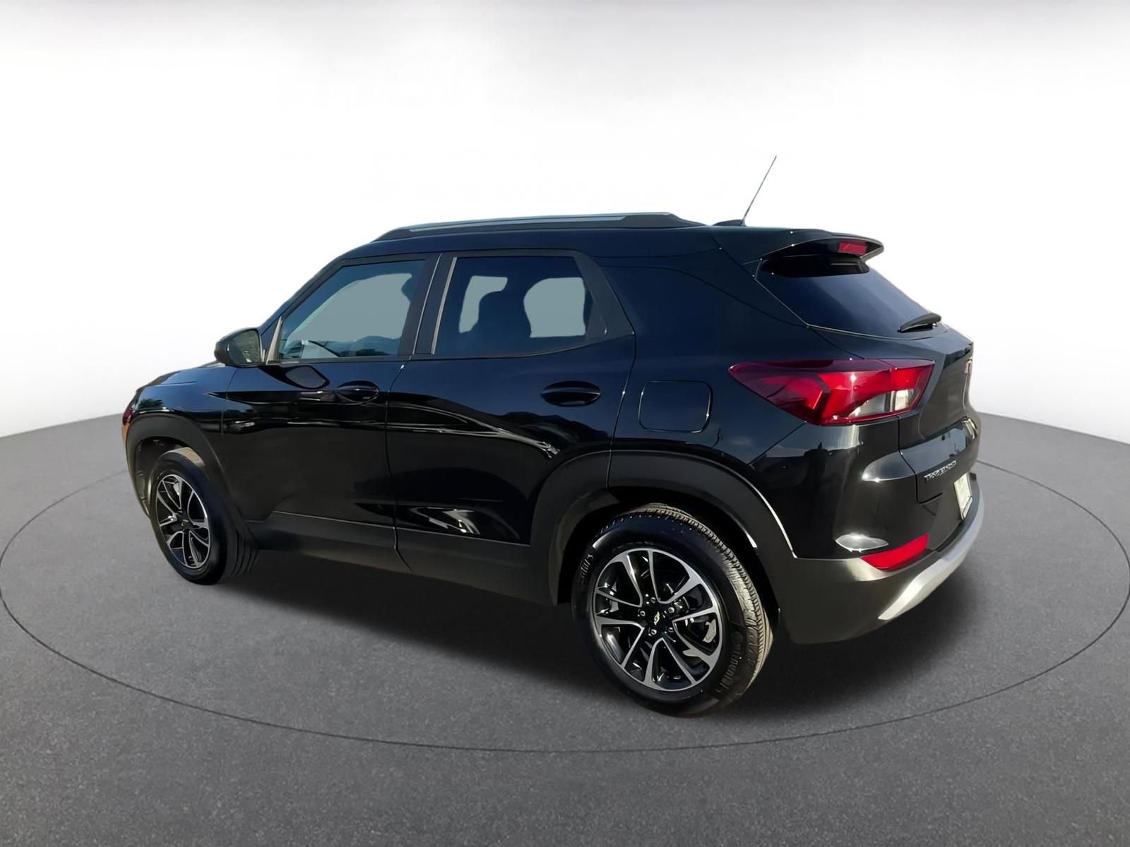 Thumbnail: 2025 Chevrolet TrailBlazer - 10