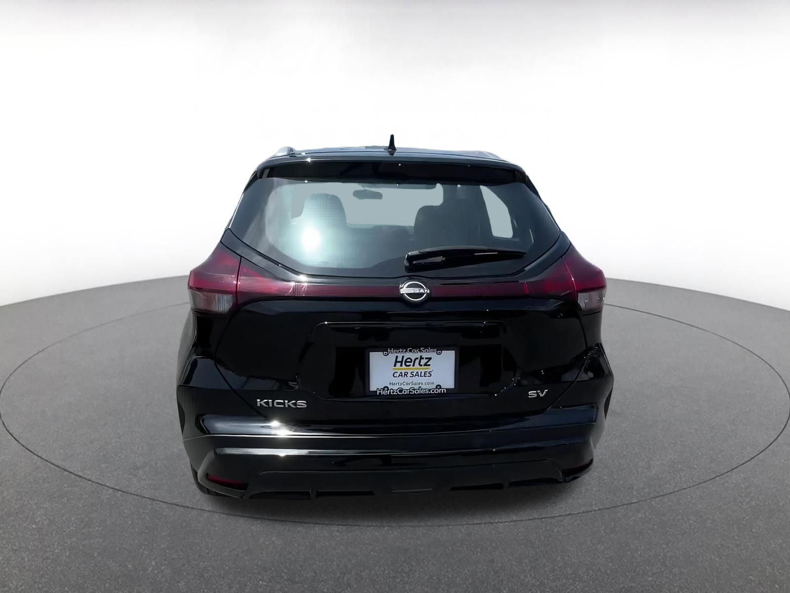 Thumbnail: 2024 Nissan Kicks - 12