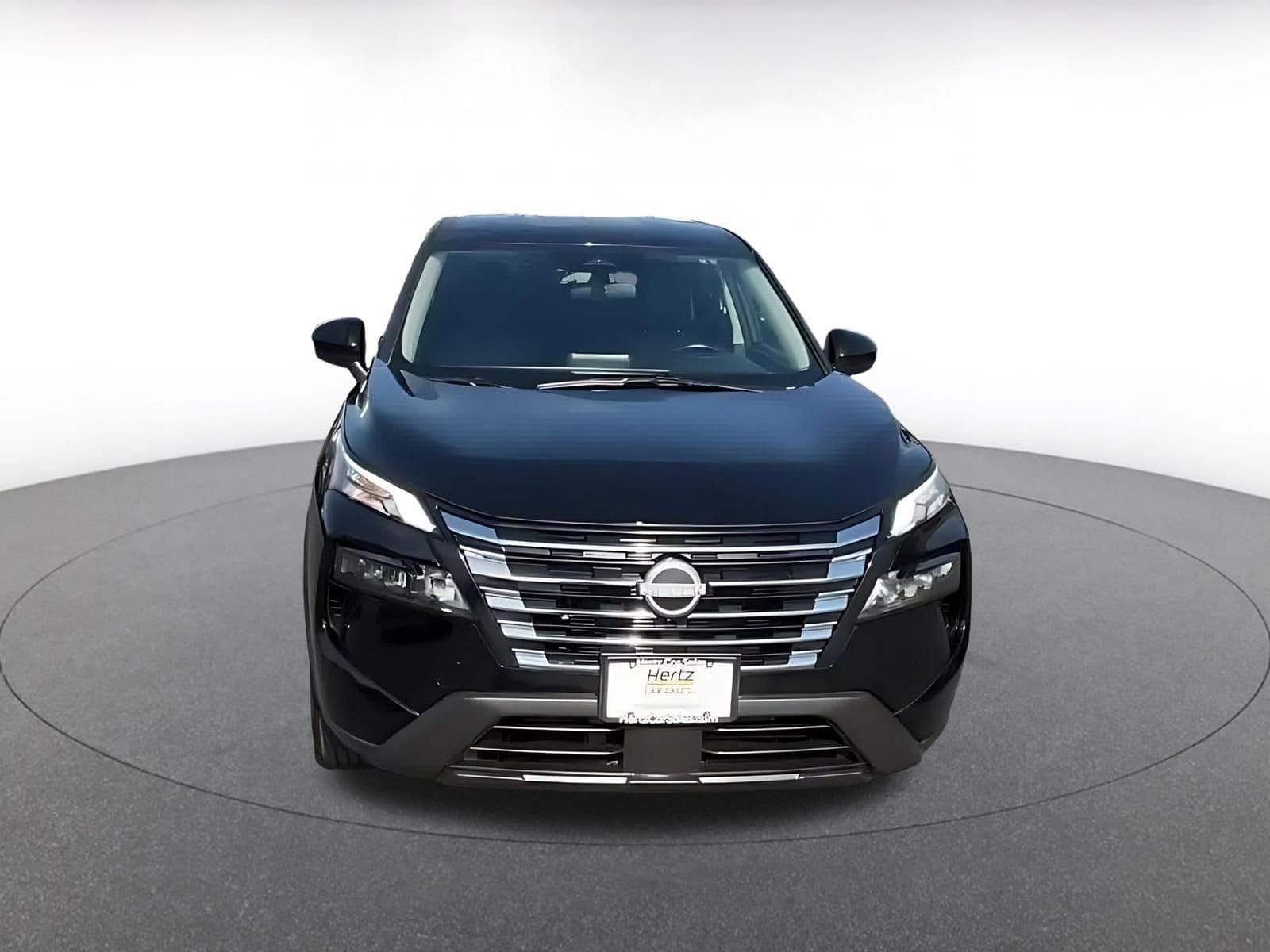Thumbnail: 2025 Nissan Rogue - 4