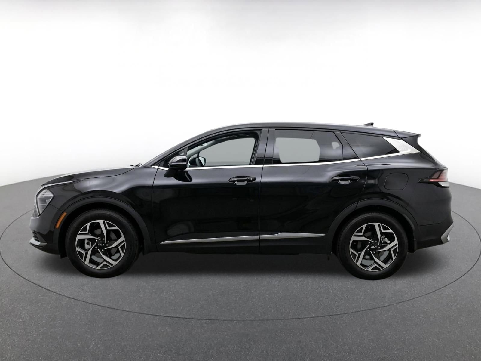 Thumbnail: 2025 Kia Sportage - 4