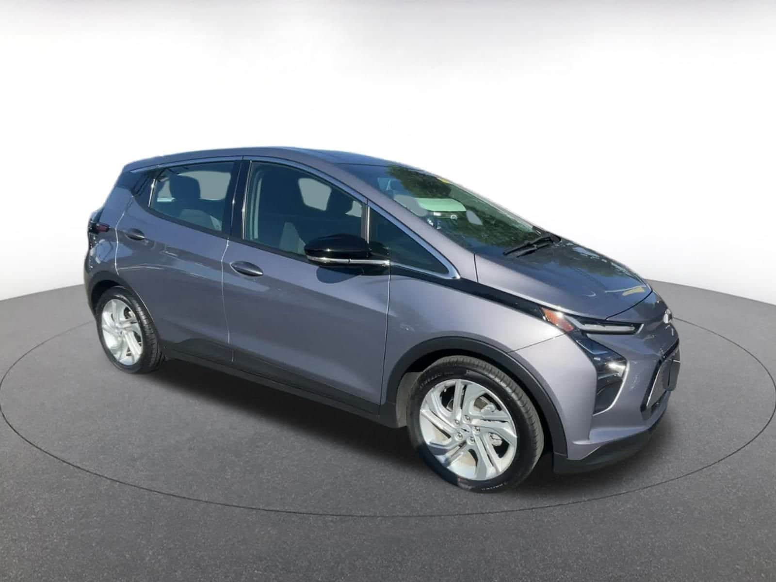 Thumbnail: 2023 Chevrolet Bolt EV - 2