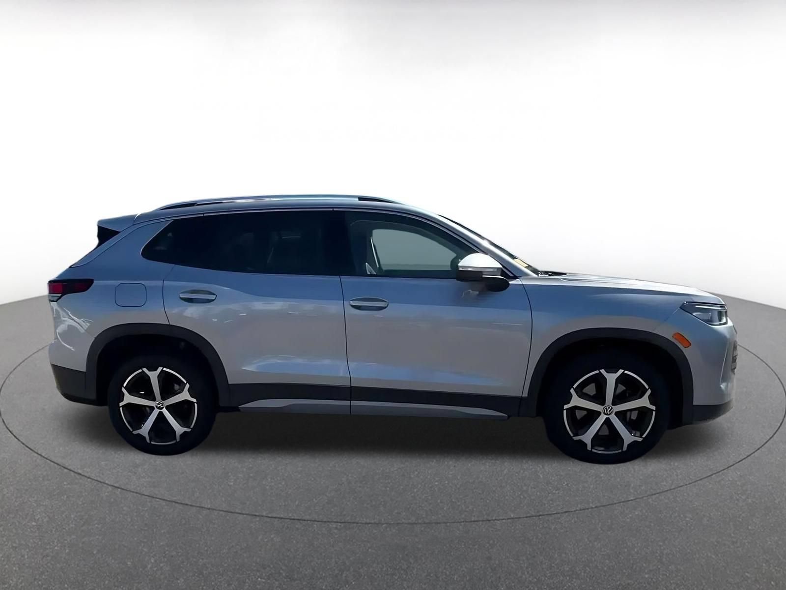 Thumbnail: 2026 Volkswagen Tiguan - 15