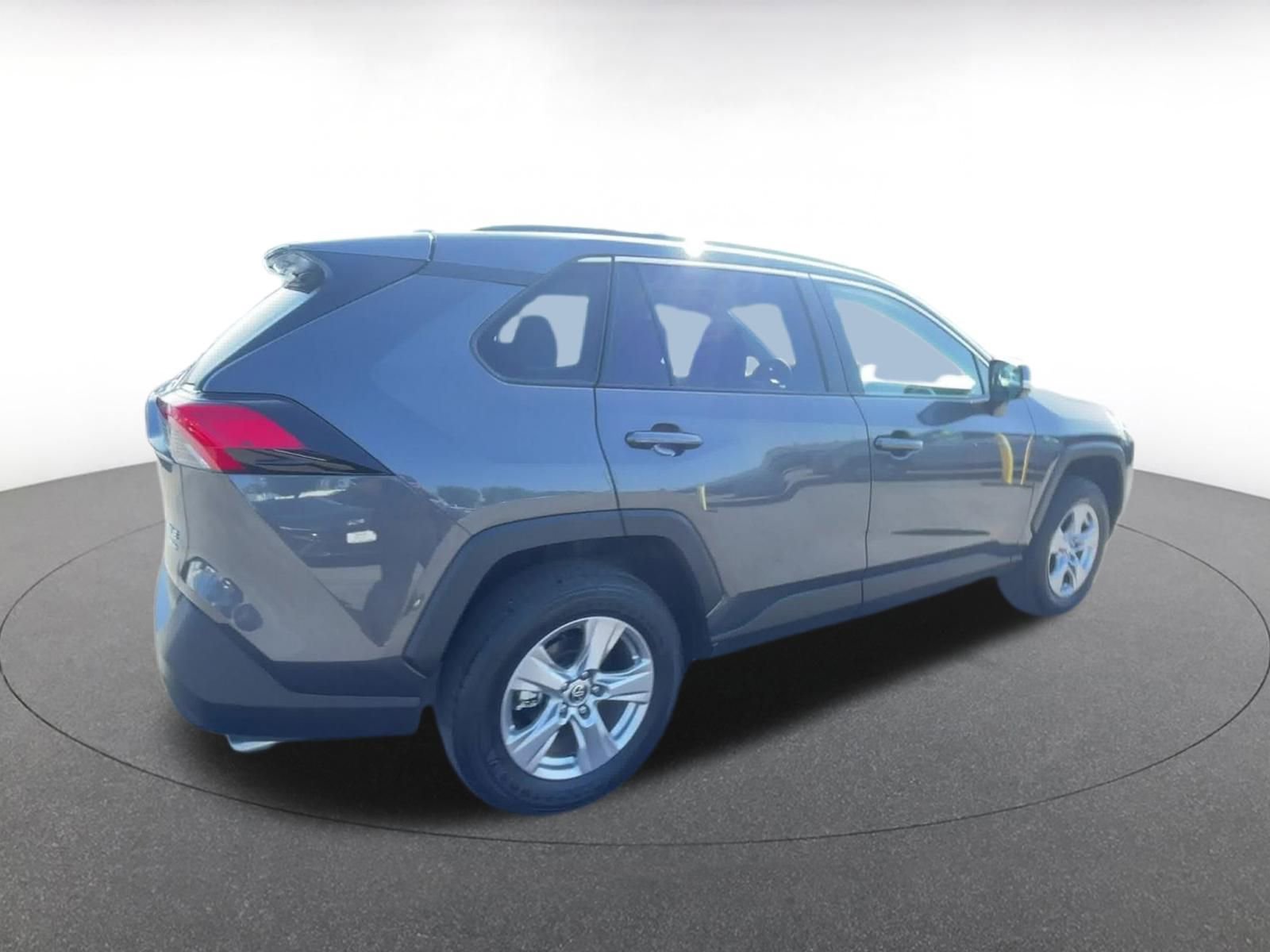 Thumbnail: 2025 Toyota RAV4 - 15